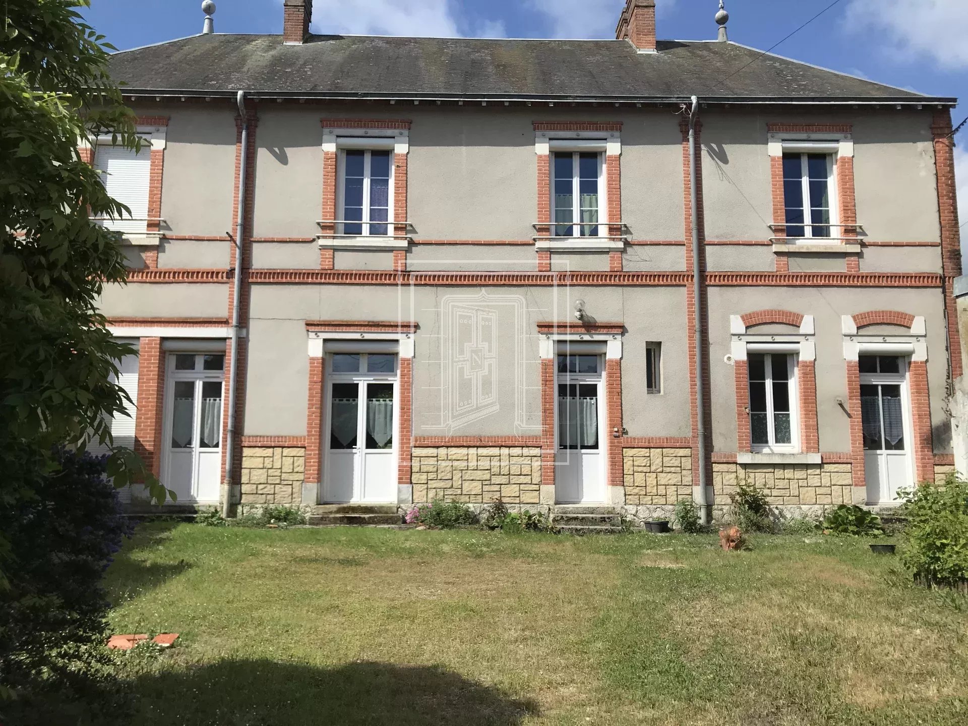 Maison de village à restaurer- Beau projet familial ou chambres d’hôtes