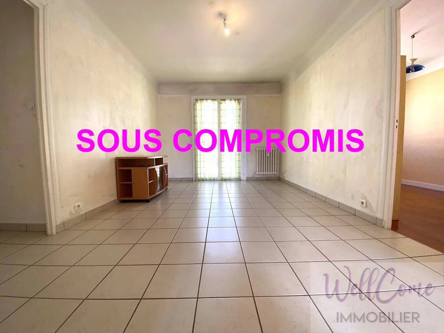 Aix Les Bains centre ville appartement Type 4 avec cave, parking collectif et garage possible en option