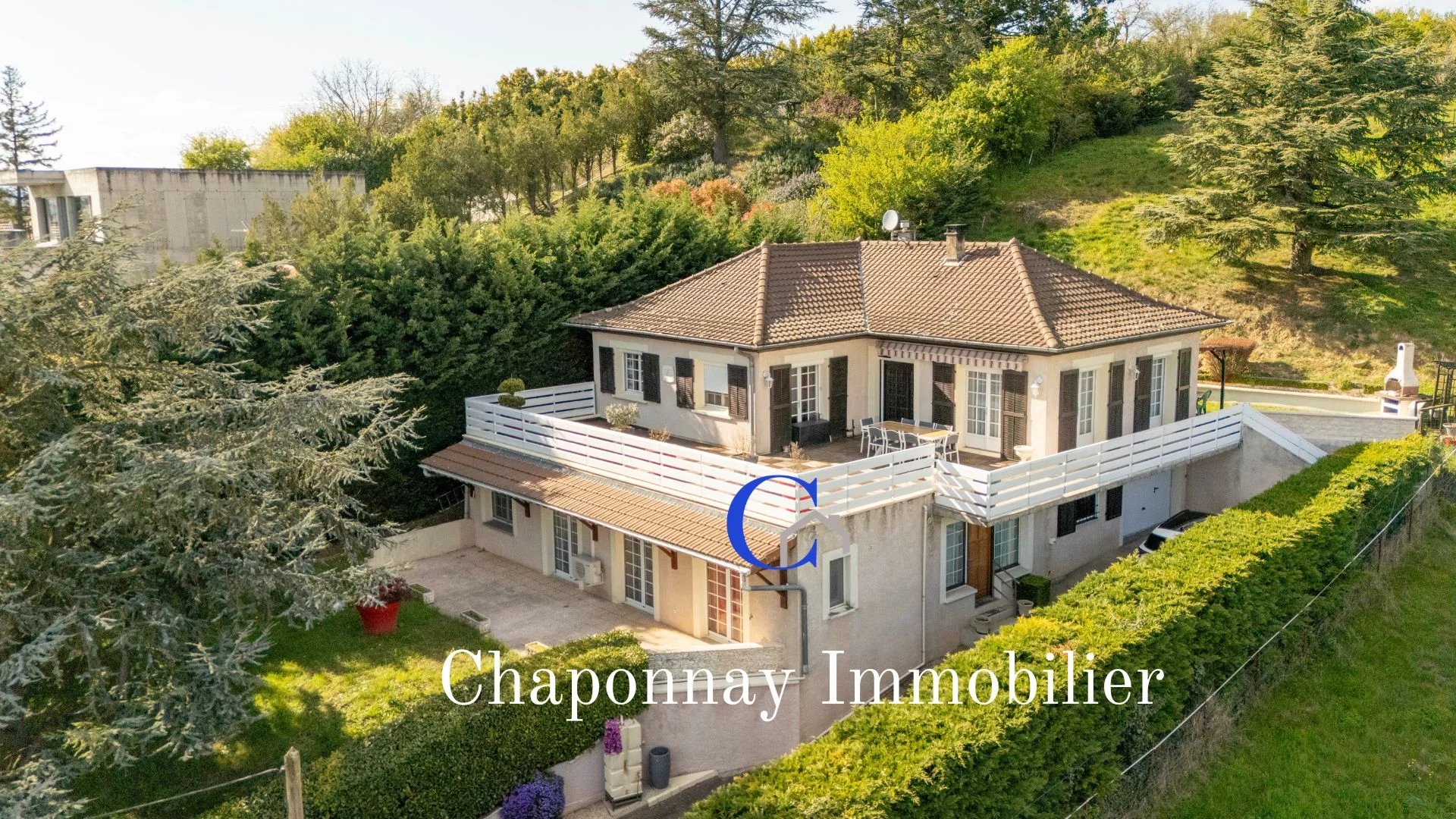 Agence immobilière de 