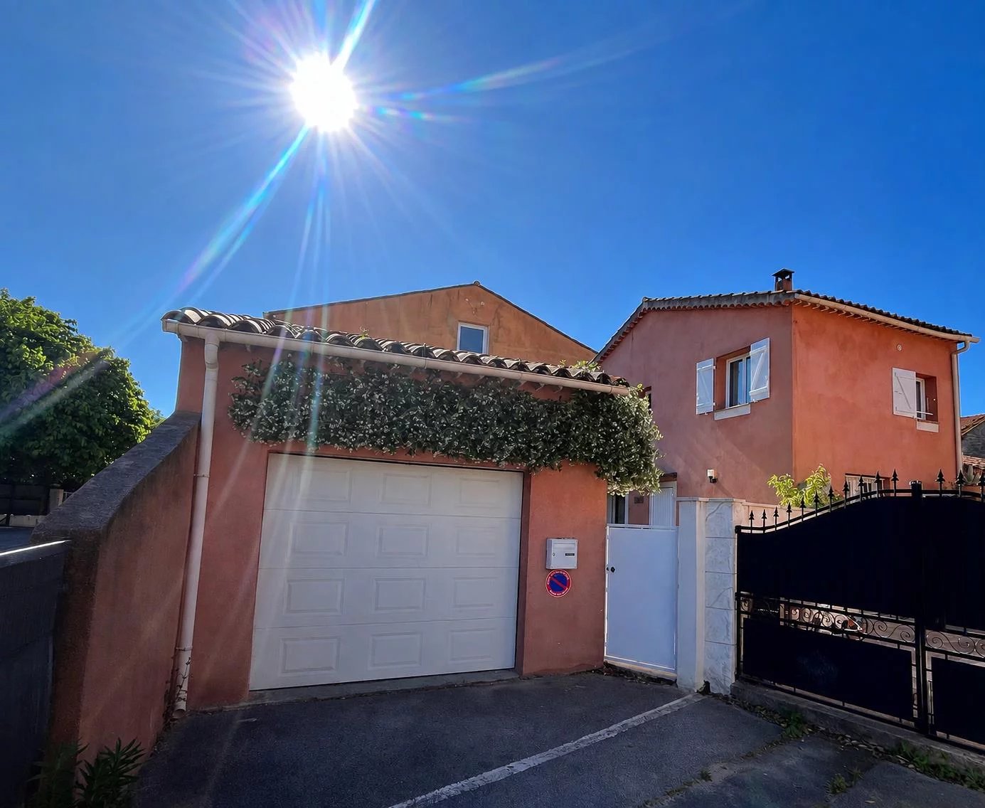 Maison Roquebrune Sur Argens jardin et grand garage — photo 4