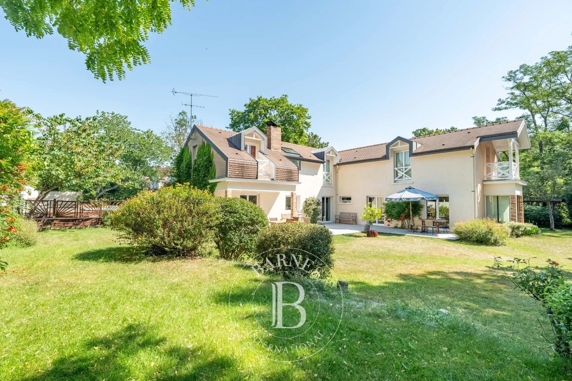 Maison Le Vésinet  -  ref 86507119 (picture 2)
