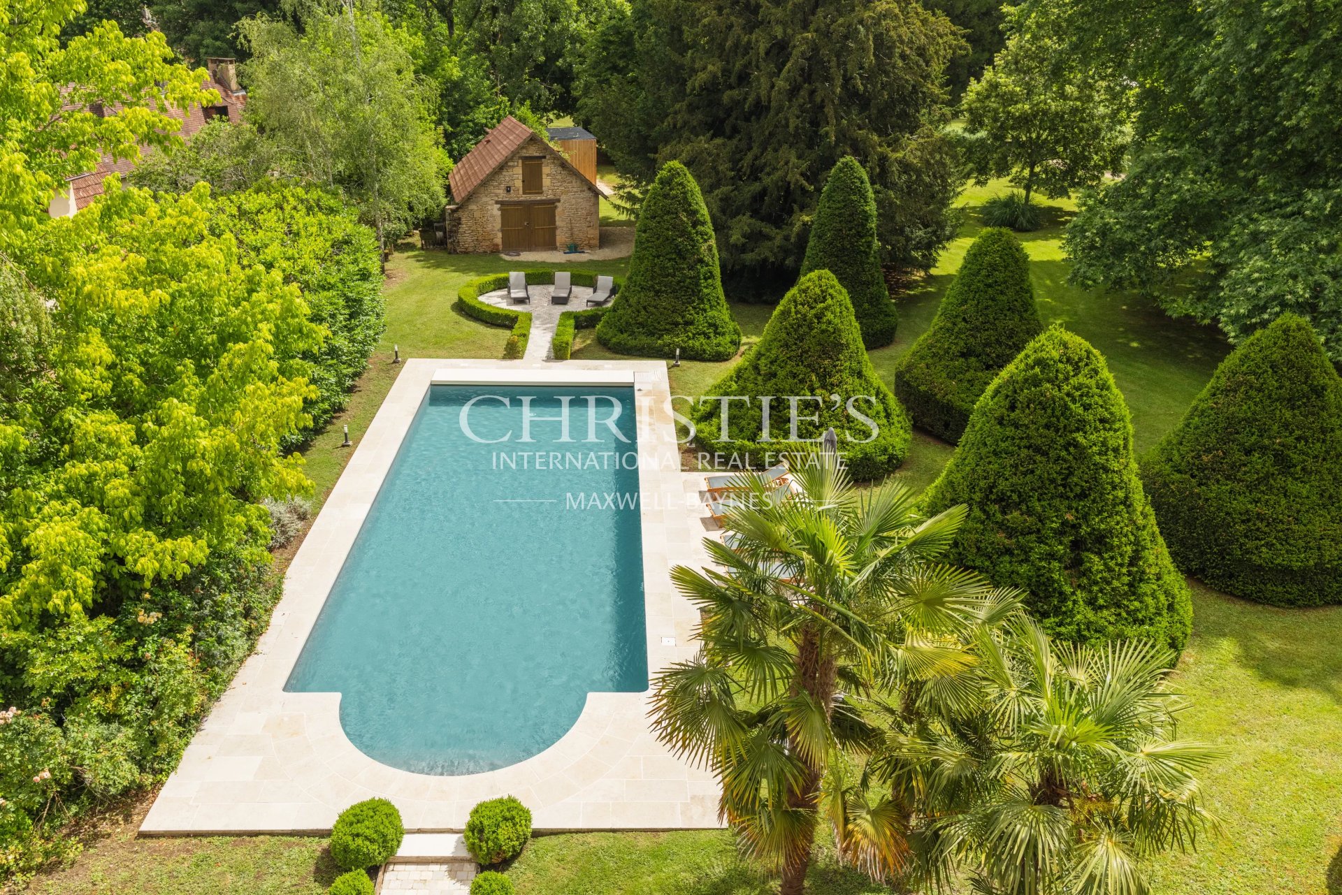 10 Bedroom Chateau's Image 30
