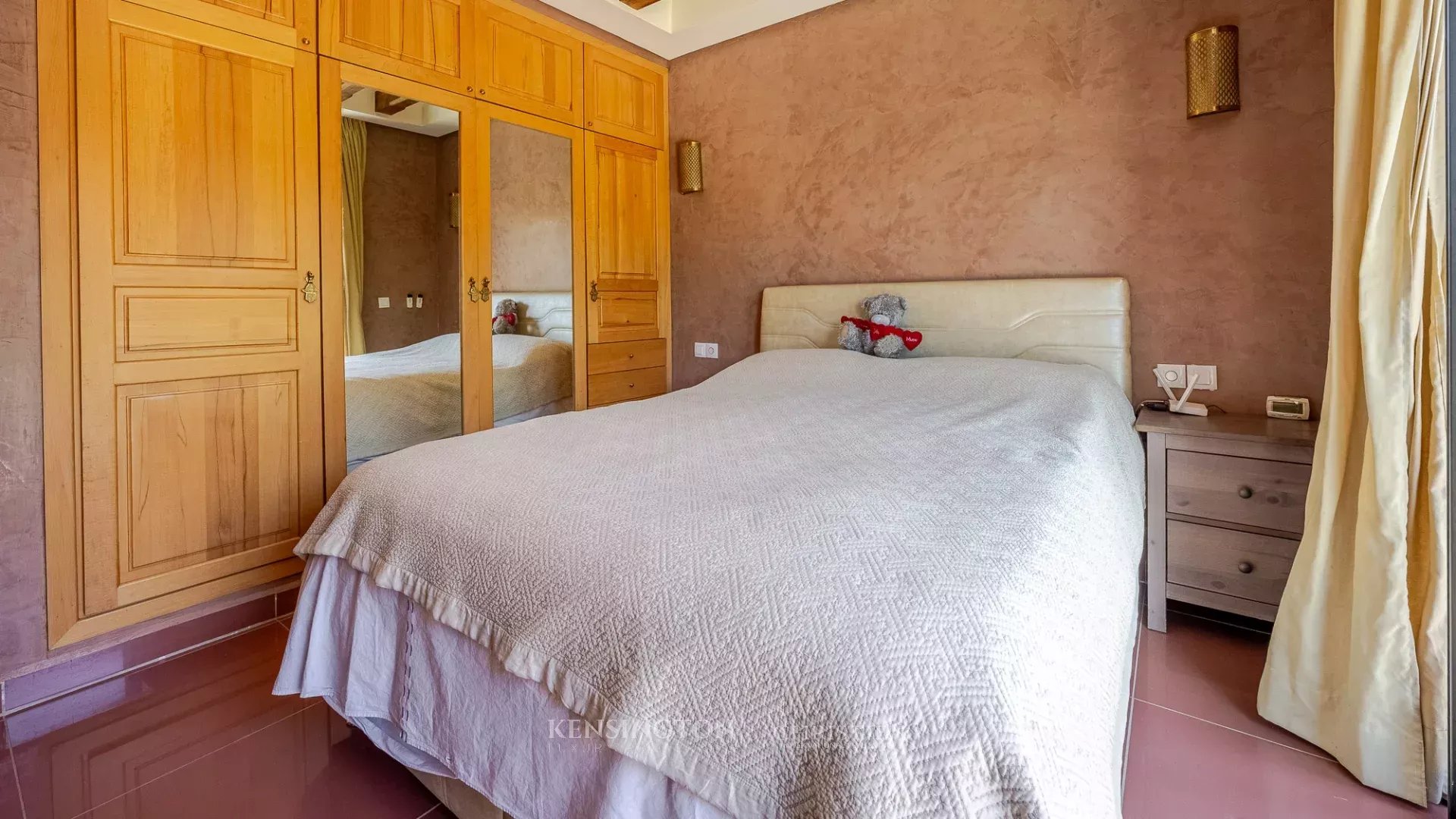 11 Bedroom Villa/Townhouse's Image 35