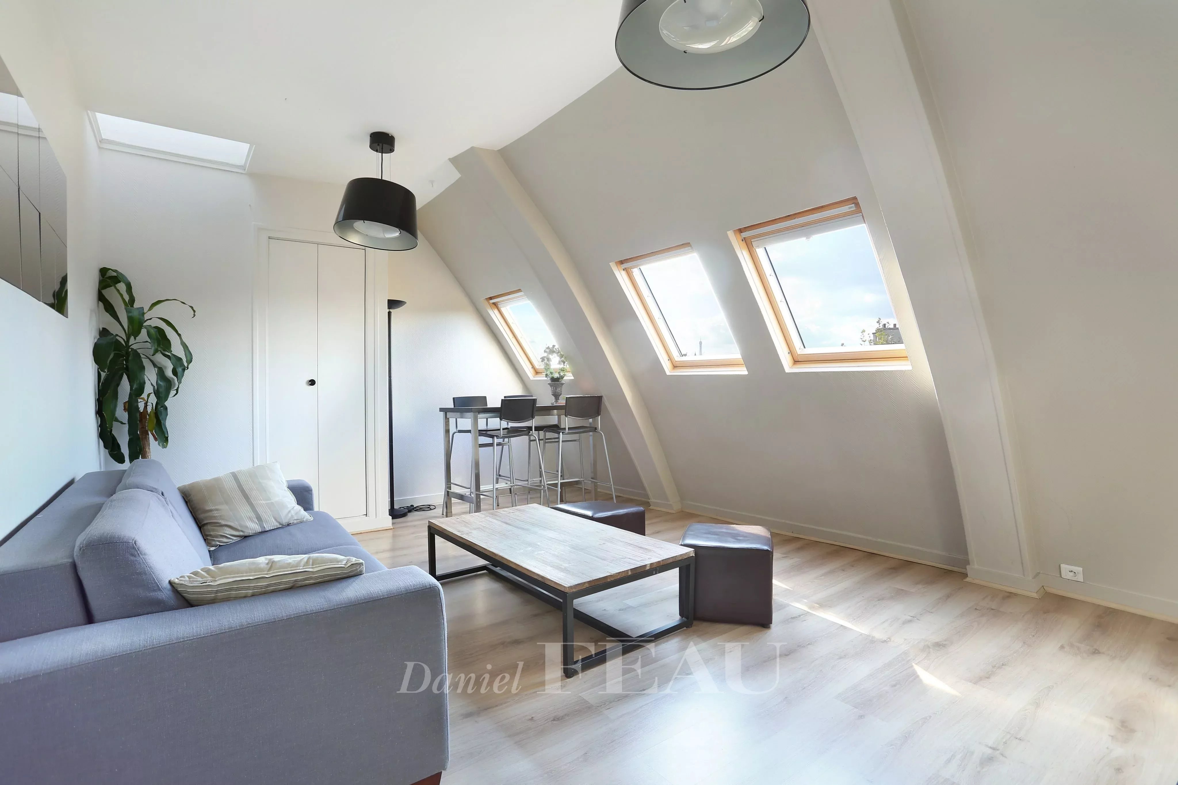 Living-room Natural light Wooden floor