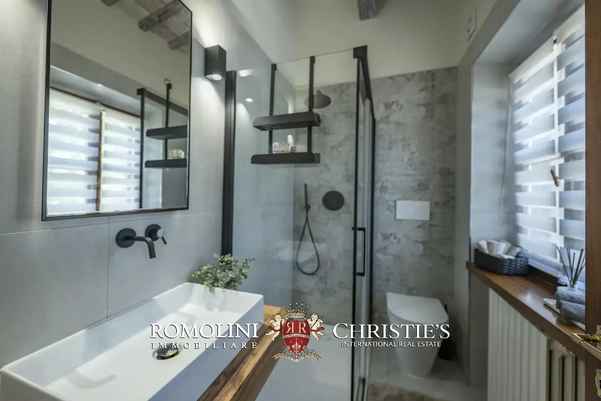 4 Bedroom Villa/Townhouse's Image 37