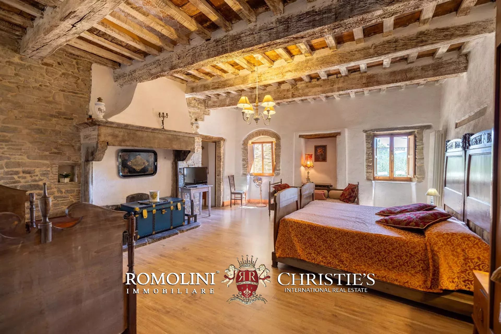 10 Bedroom Chateau's Image 54
