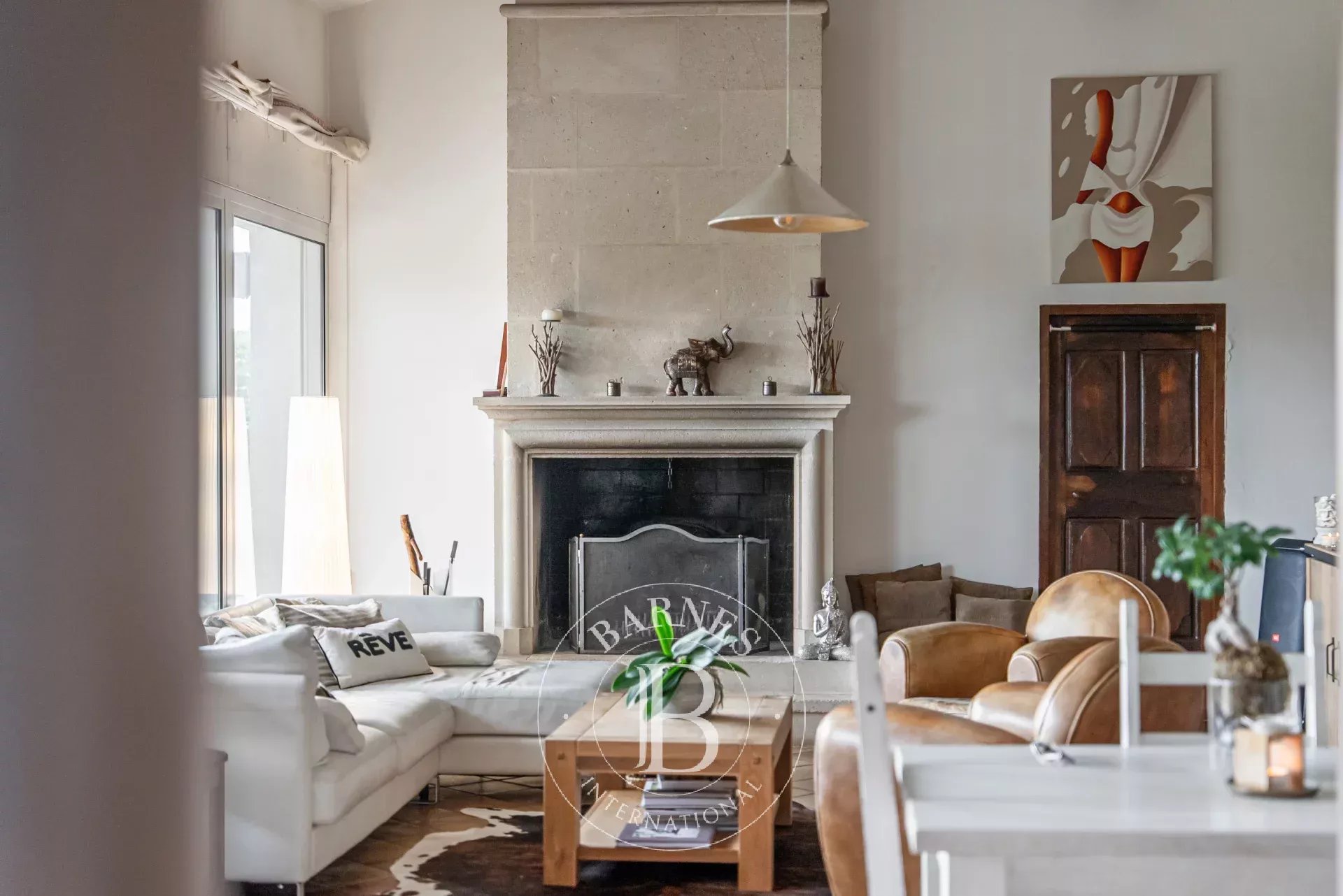 UNDER SALE OFFER - ÉGUILLES – SINGLE-STOREY VILLA – 205 SQM – INDEPENDENT ONE-BEDROOM APARTMENT – POOL – PANORAMIC VIEW – ABSOLUTE TRANQUILITY - picture 18