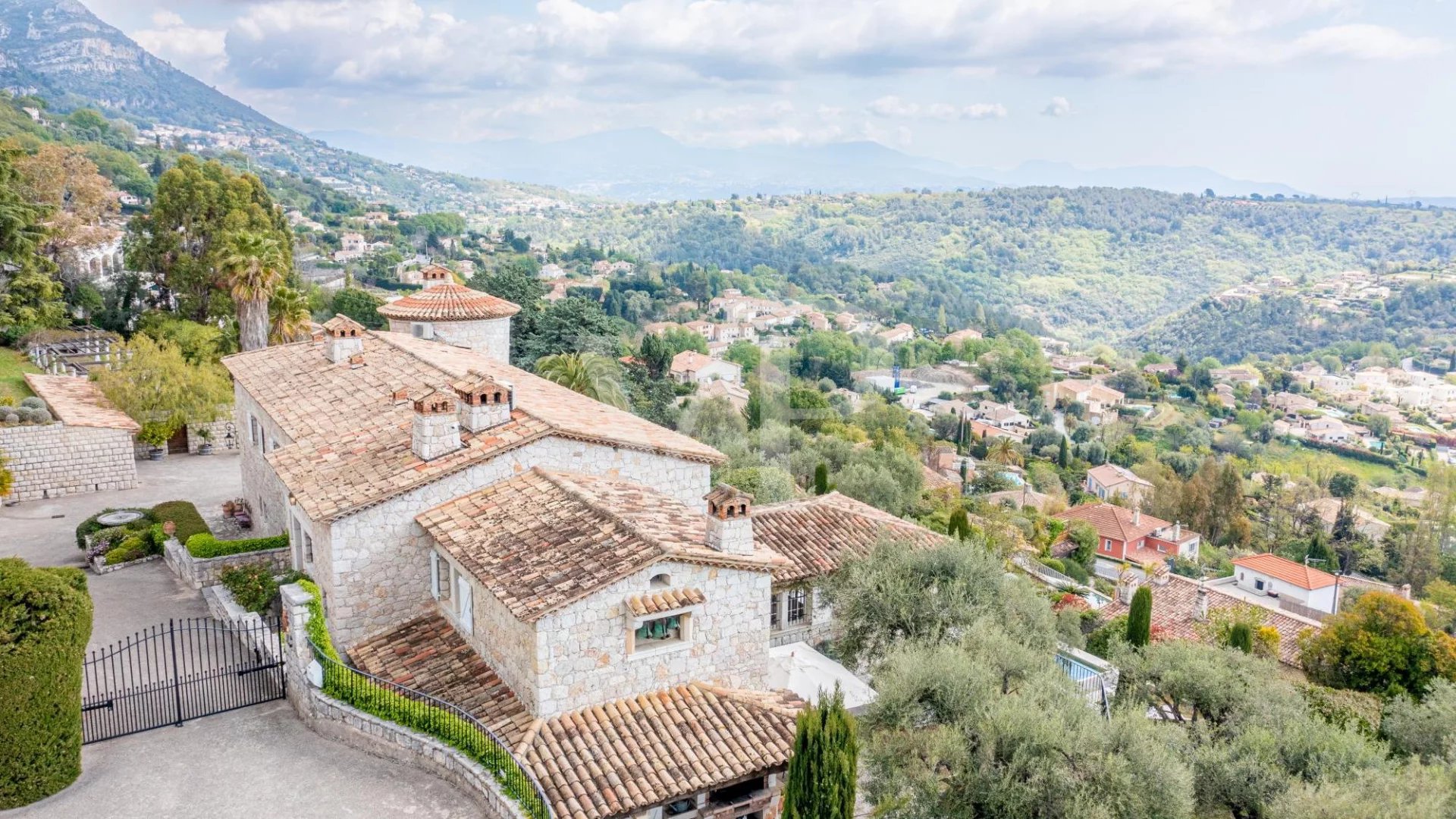 Stone Built Property with Spectacular Views