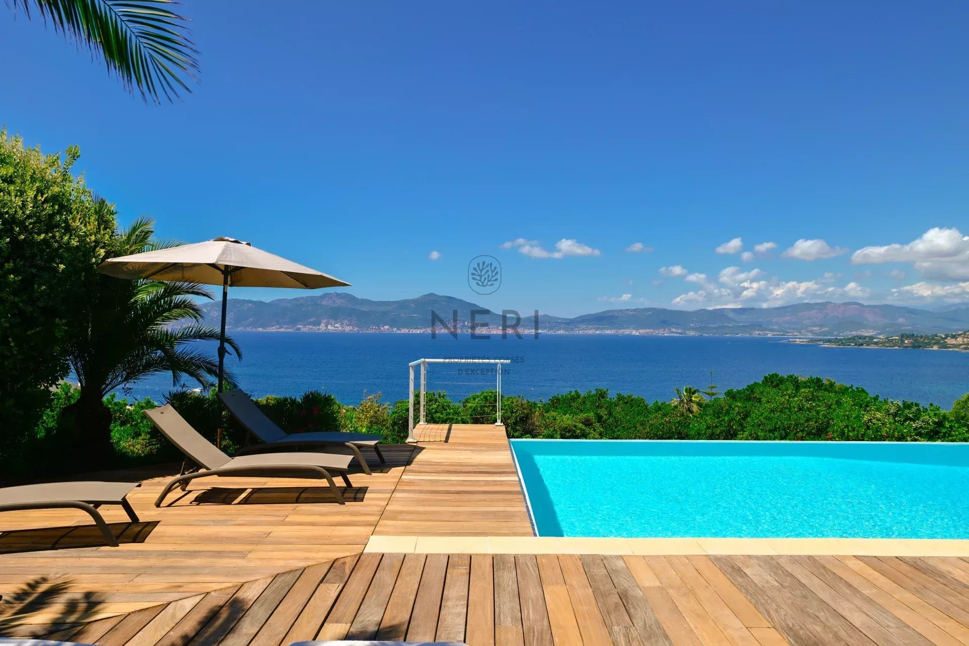 Villa DIMORA- 8 chambres, piscine, vue mer