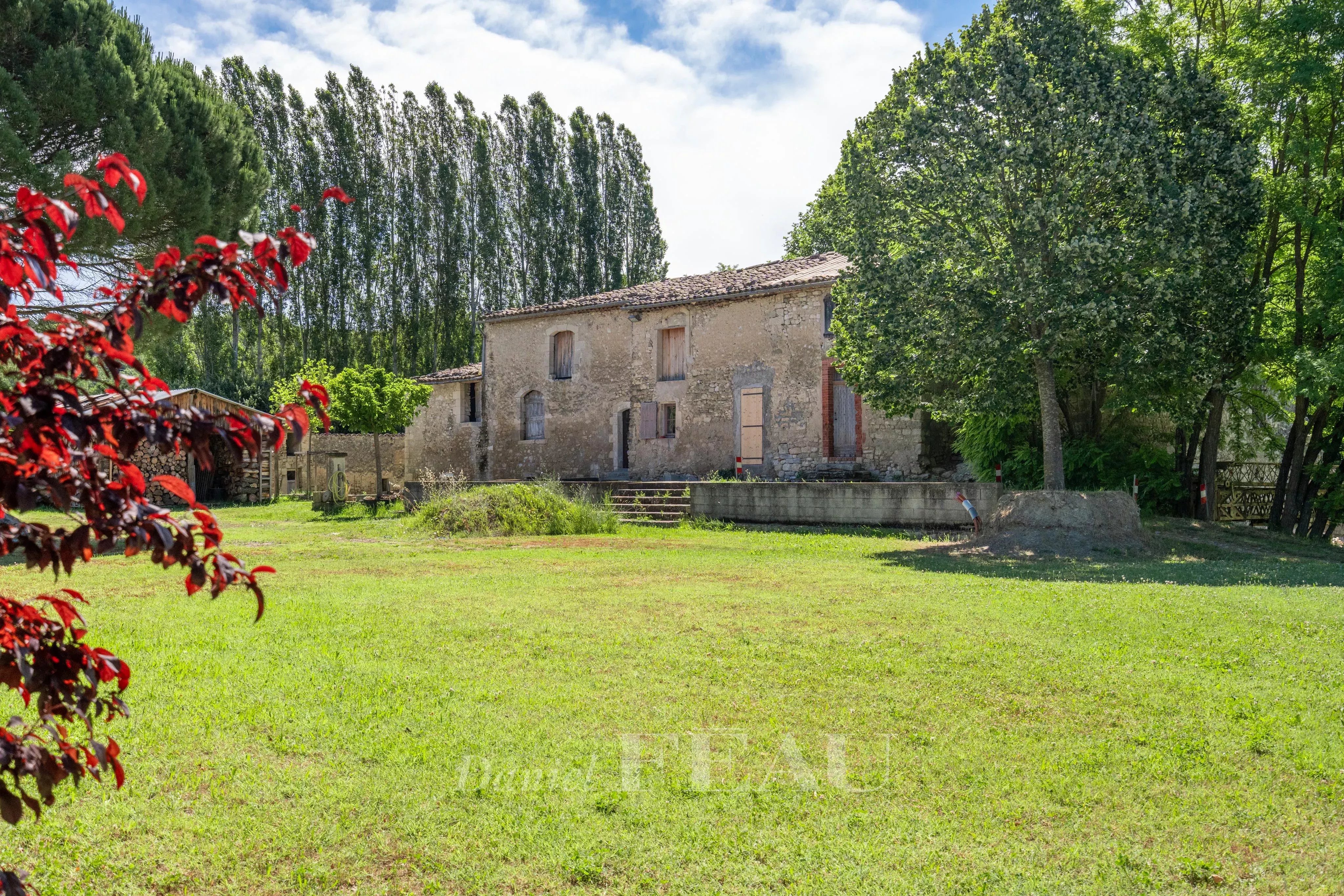 Céreste en Luberon - Mas à restaurer