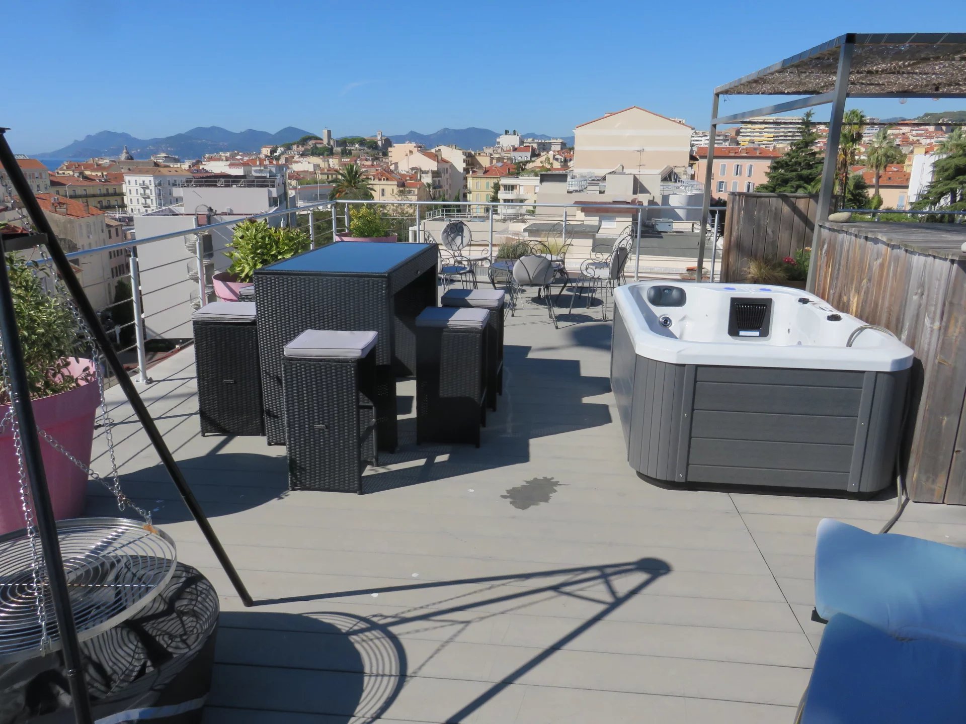 the Elia, a magnificent two-bedroom penthouse with a roof terrace, hot tub and 360 view