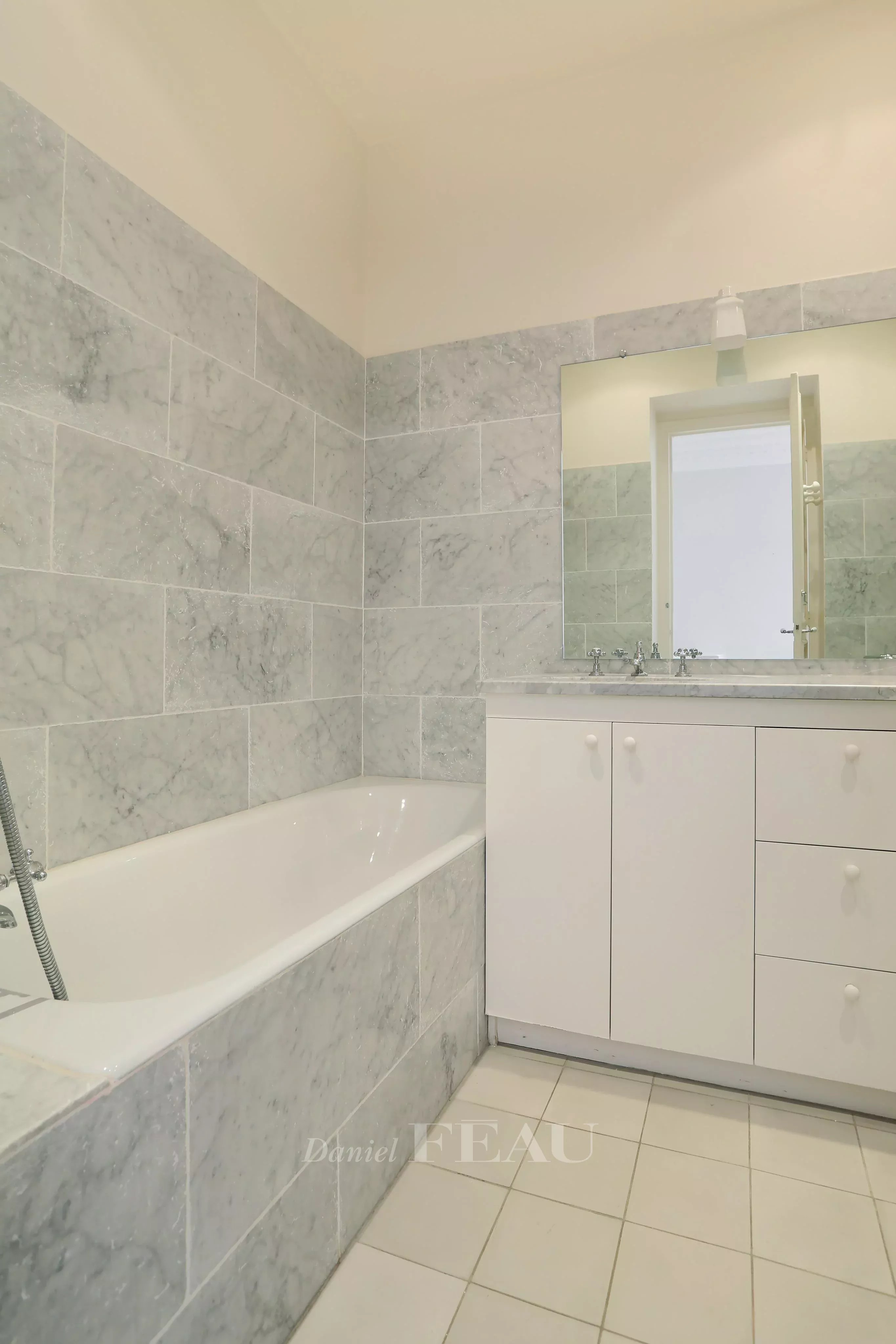Rental Apartment Paris 16th