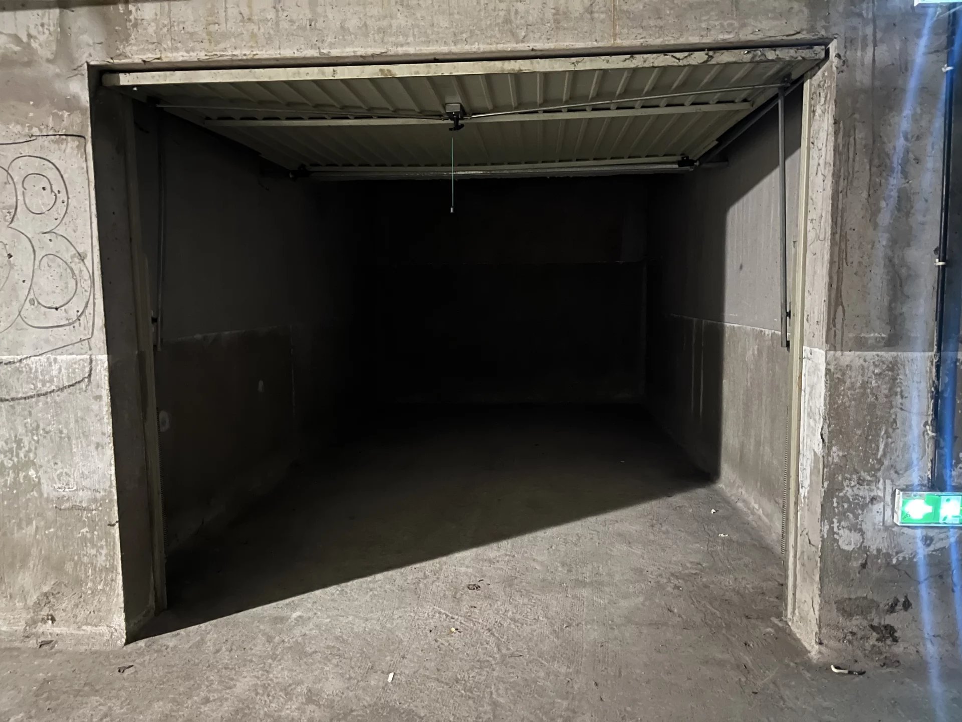 GARAGE - GRENOBLE