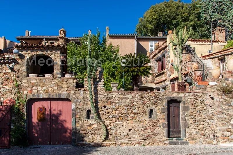 Agence immobilière de Med-Estates Saint Tropez