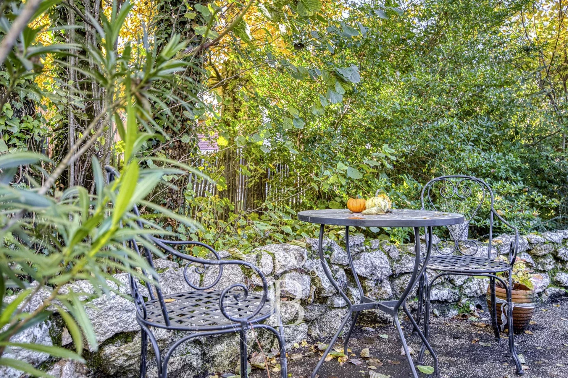 Köy evi Prévessin-Moëns