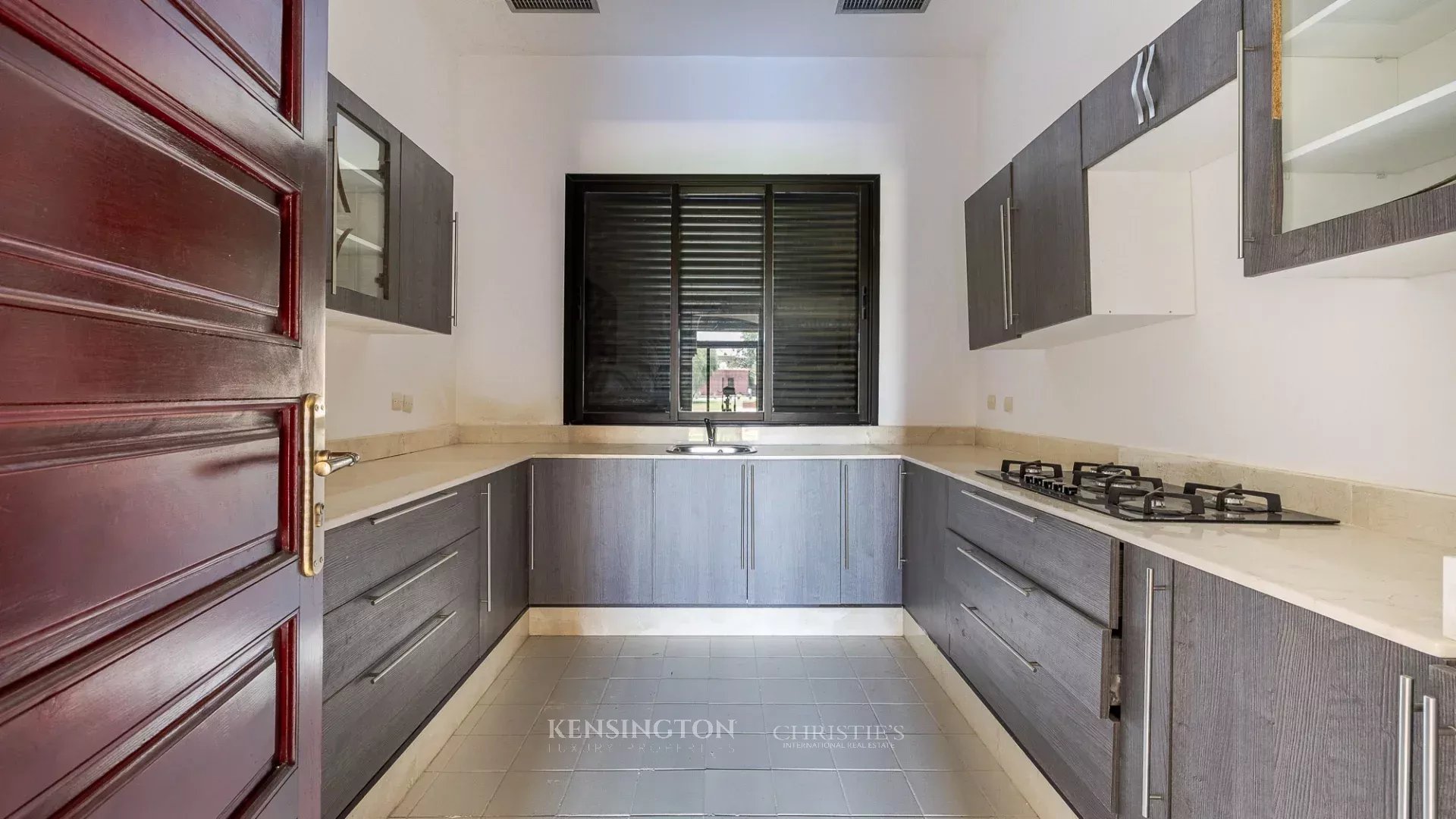 10 Bedroom Villa/Townhouse's Image 29