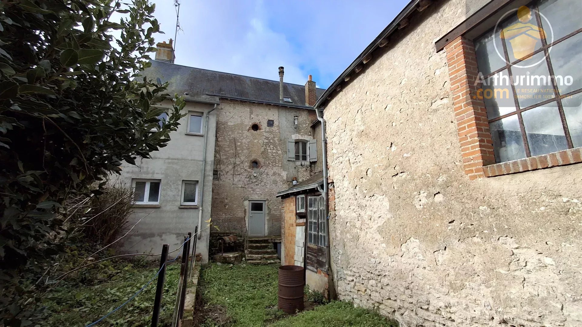 Maison de charme à réinventer à Beaugency, 156 m², 2 chambres — photo 4