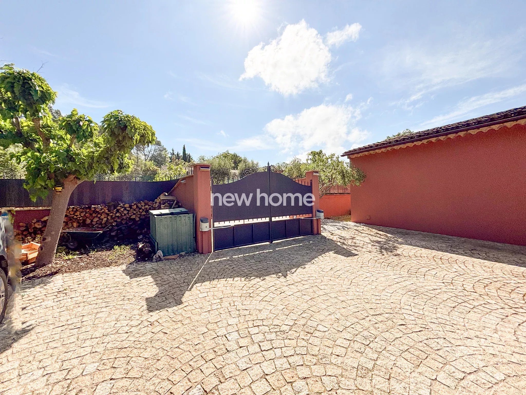 Charmante villa provençale de plain pied 140 m² à 1km du village