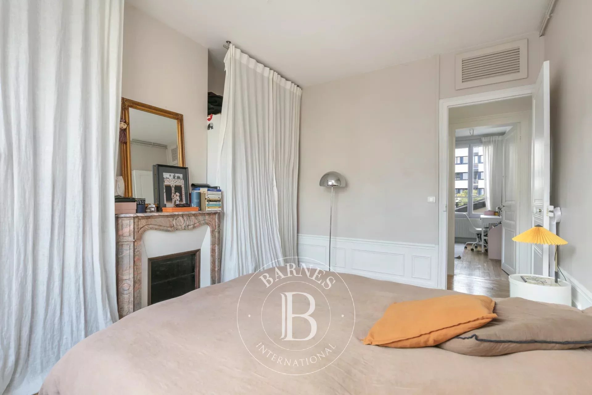 Daire Levallois-Perret - picture 7