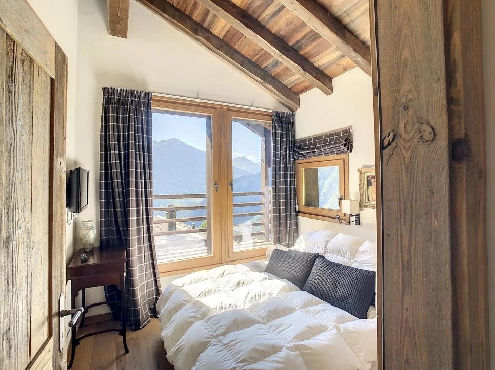 Grange luxueuse avec vue exceptionnelle