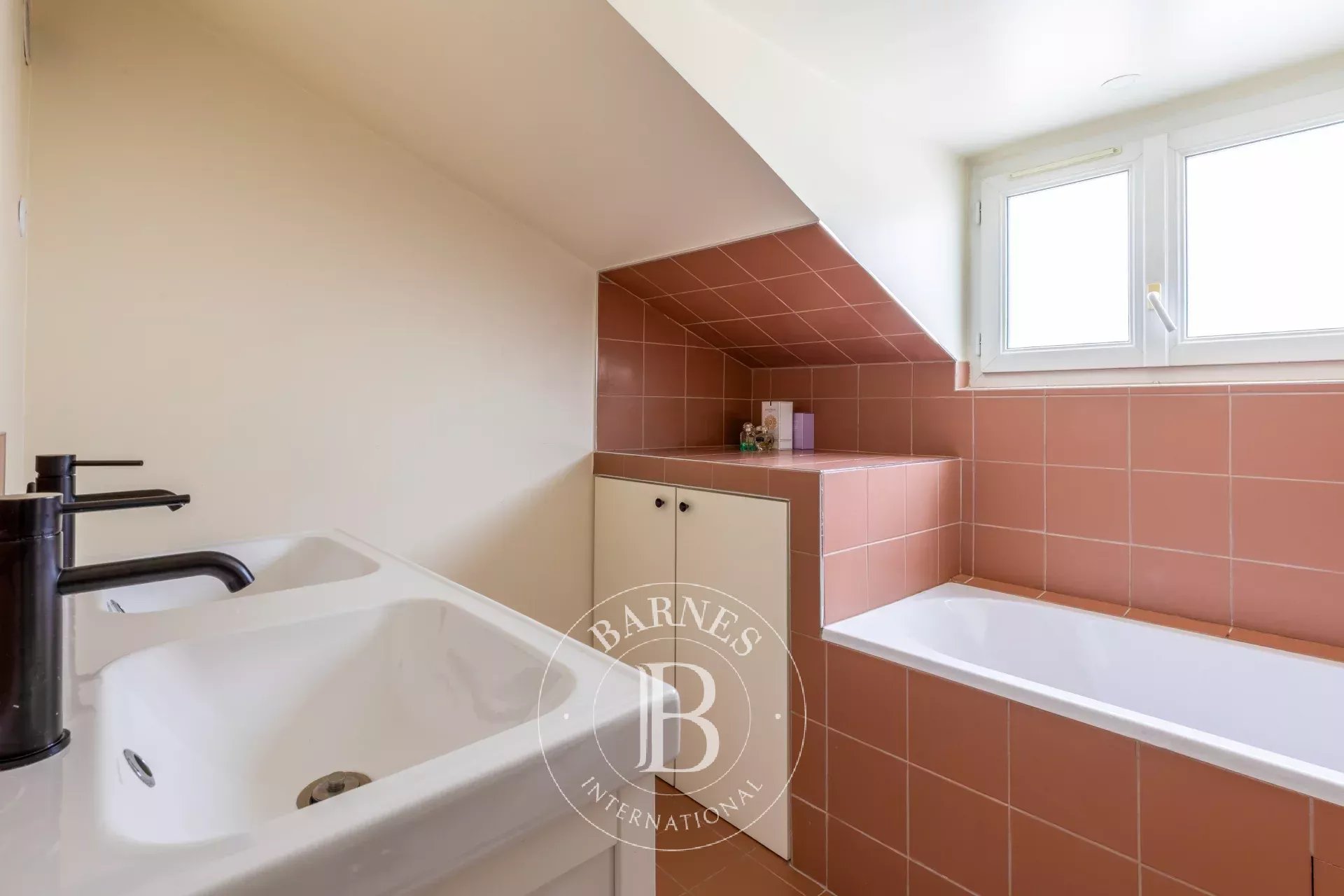 Paris  - Apartment 2 Bedrooms - picture 17