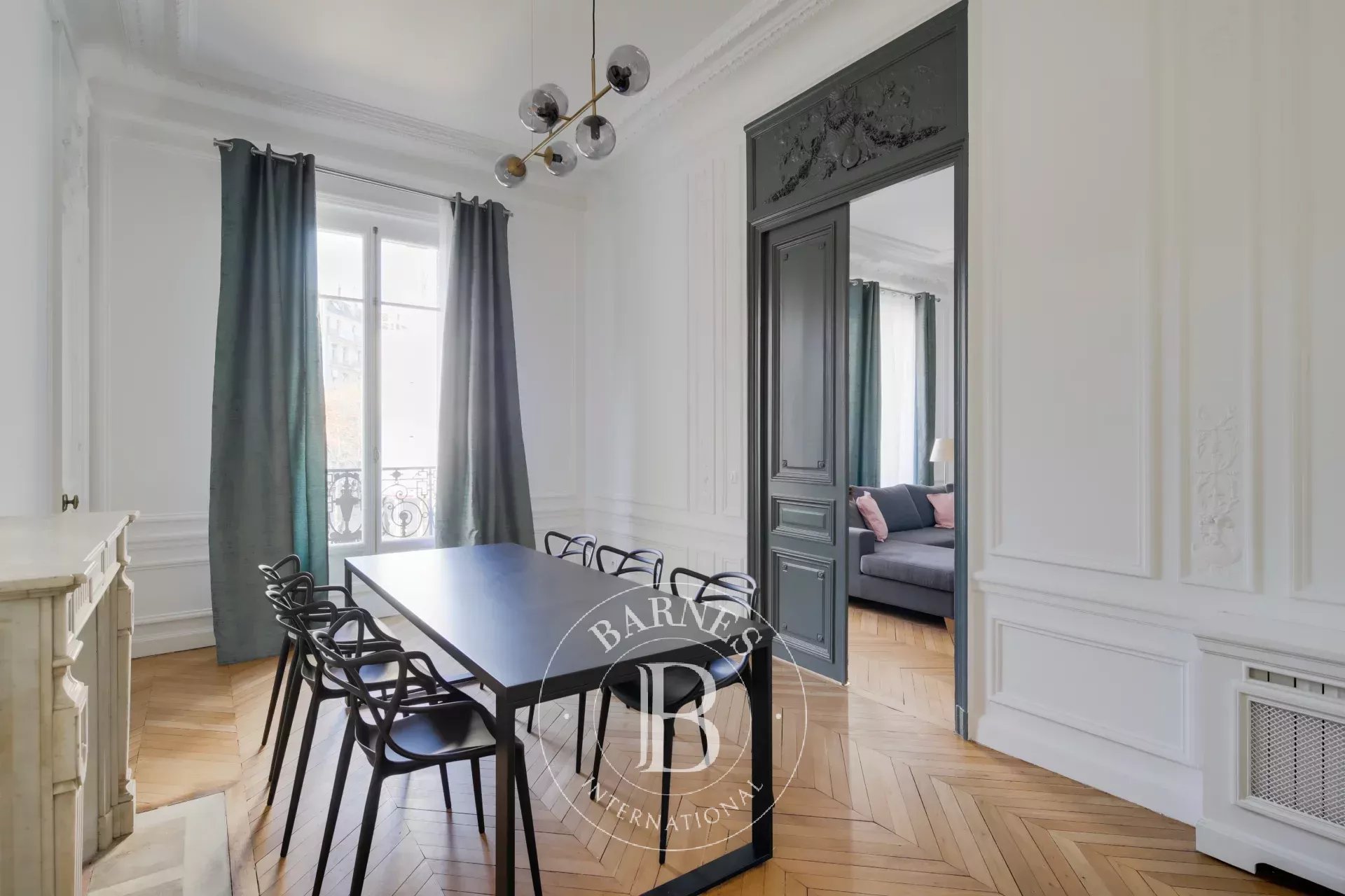 Daire Paris 8ème - picture 4