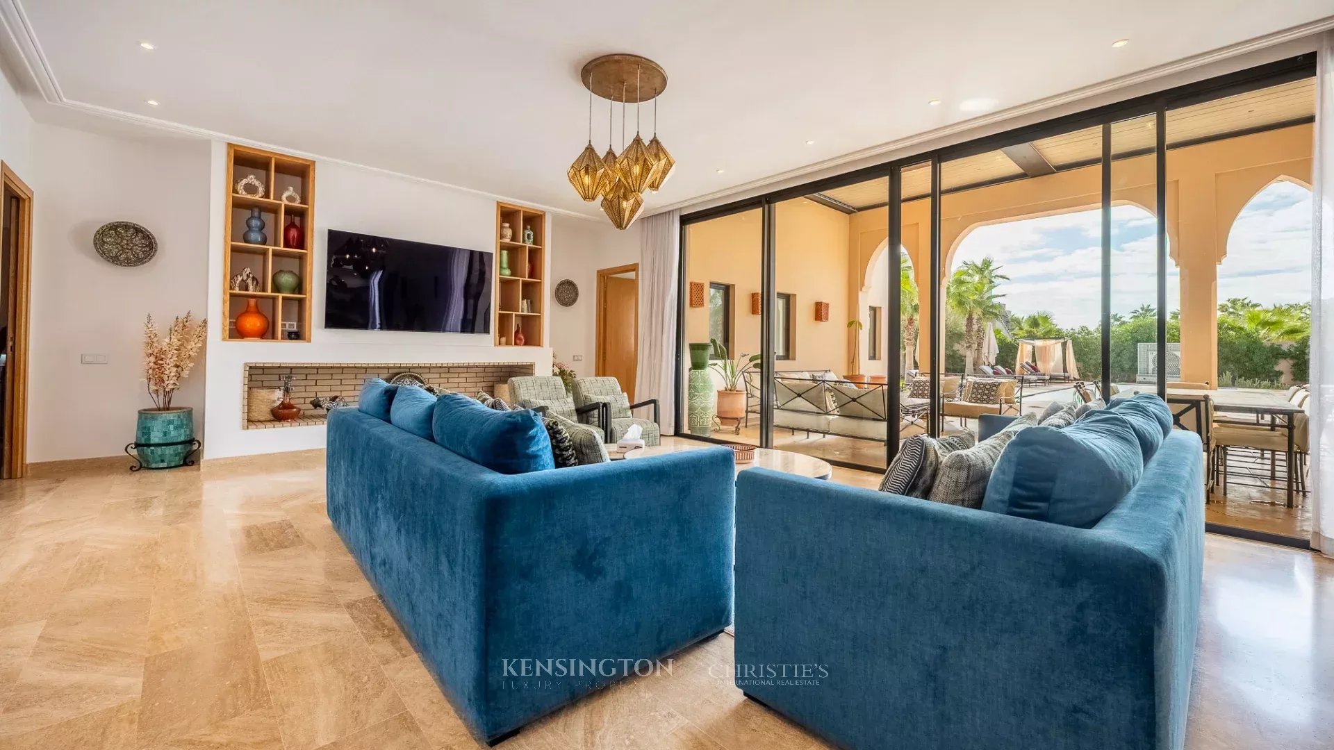 6 Bedroom Villa/Townhouse's Image 6
