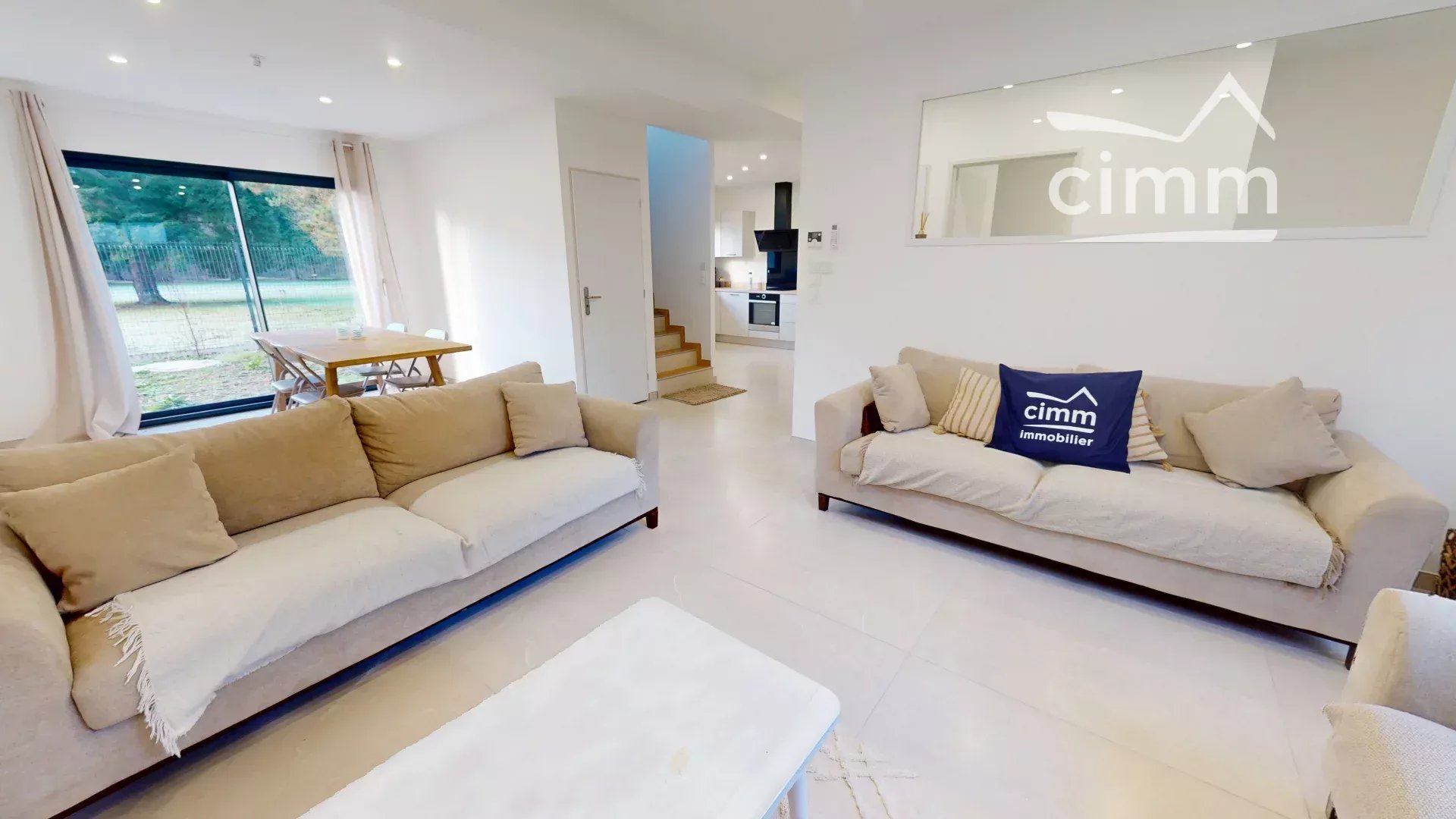 Agence immobilière de 