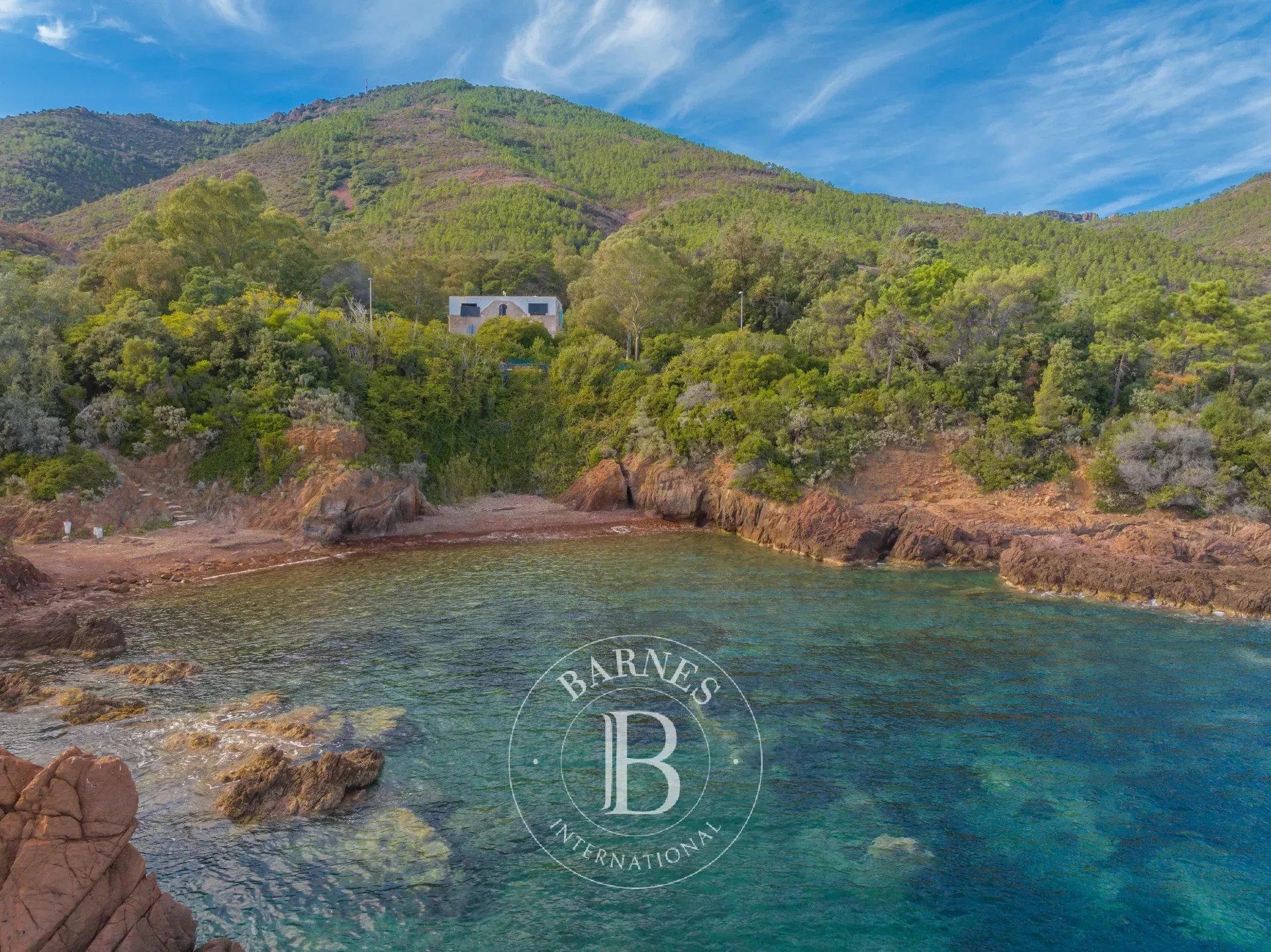 Villa Saint-Raphaël - picture 1