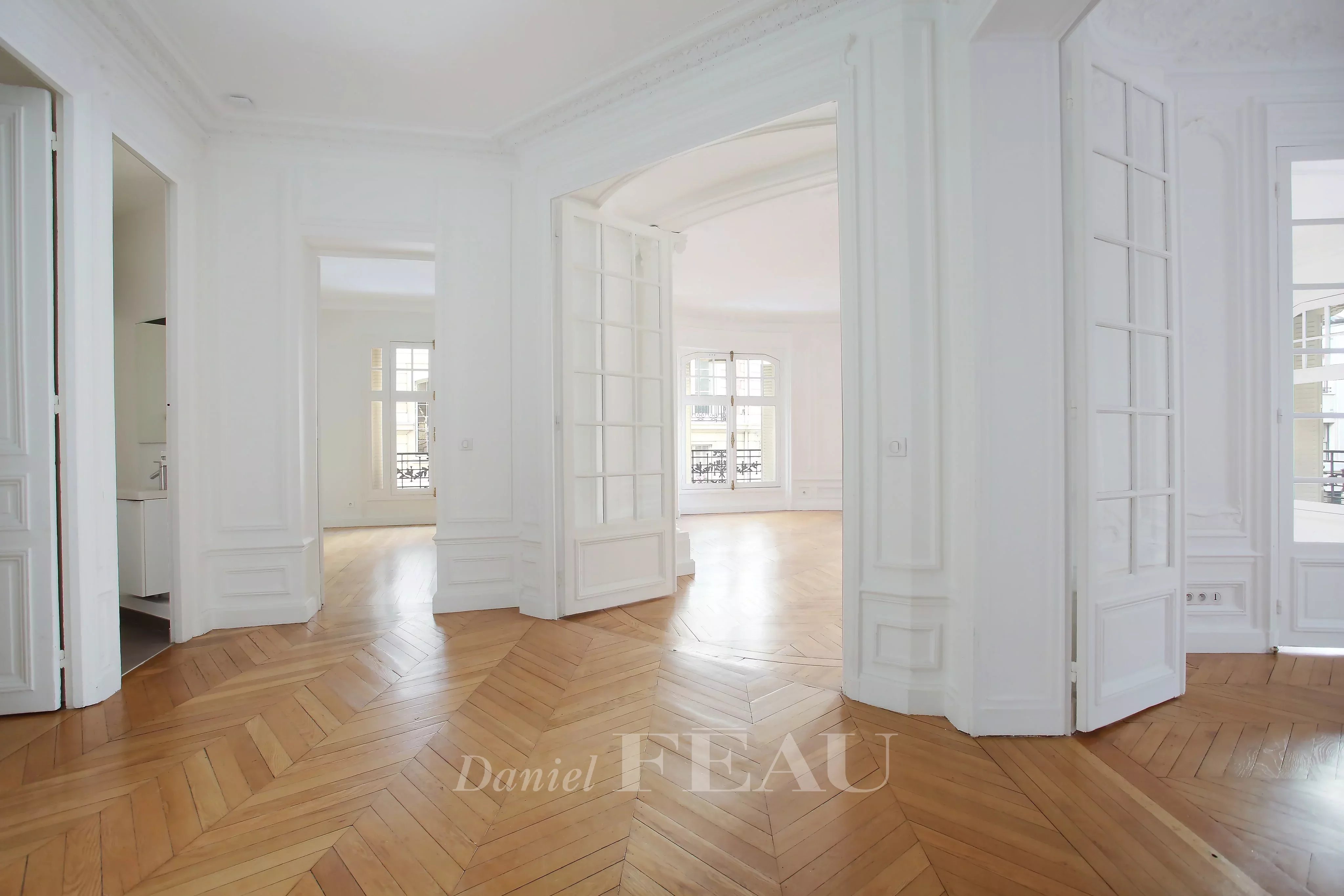 Rental Apartment Paris 16th