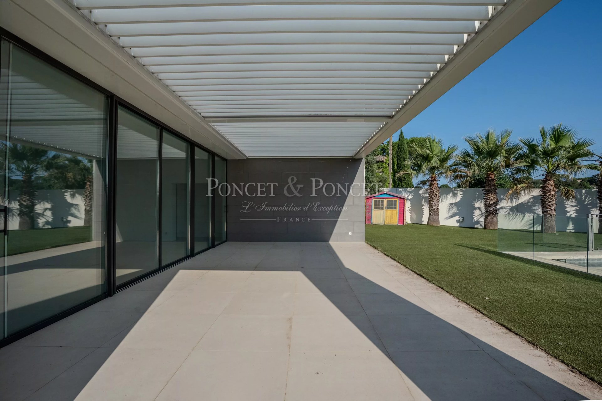 6 Bedroom Villa/Townhouse's Image 5