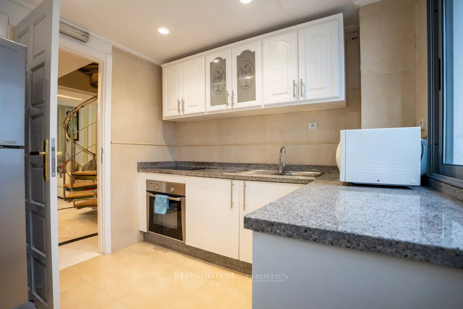 3 Bedroom Apartment/Flat's Image 16