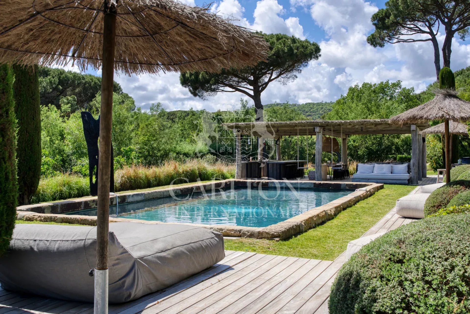Villa rénovée au charme provençale