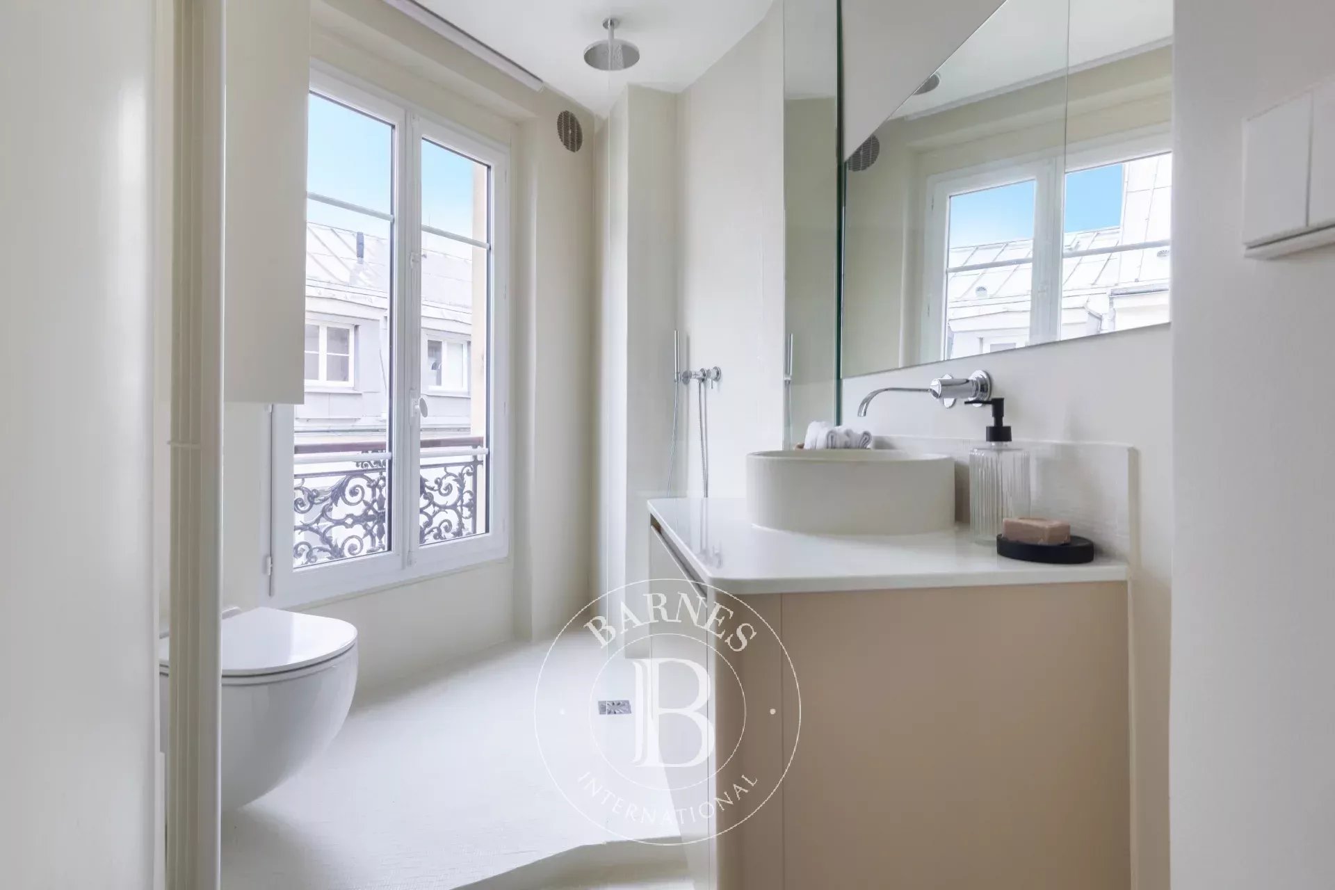 Daire Paris 3ème - picture 9