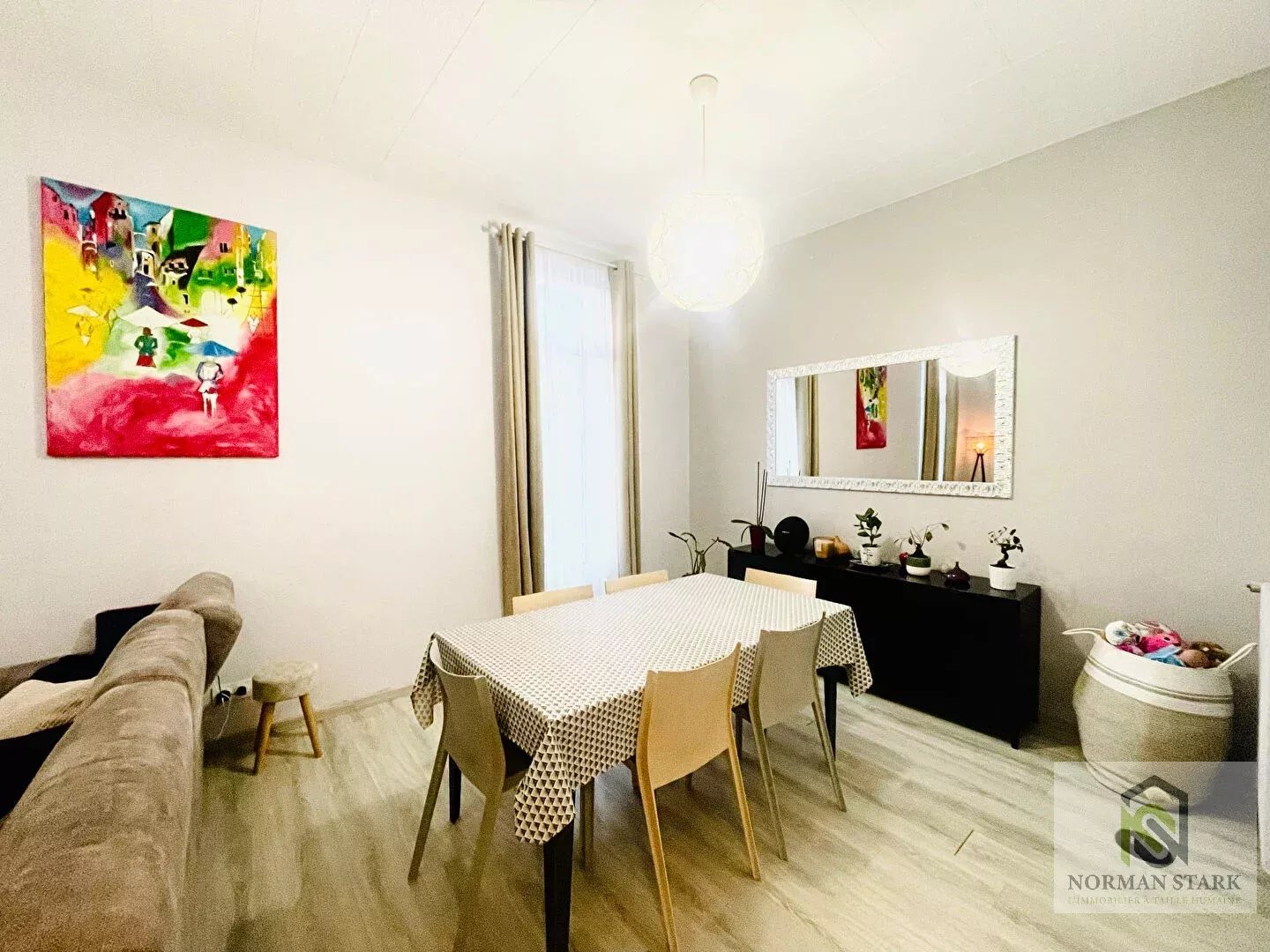 Agence immobilière de 