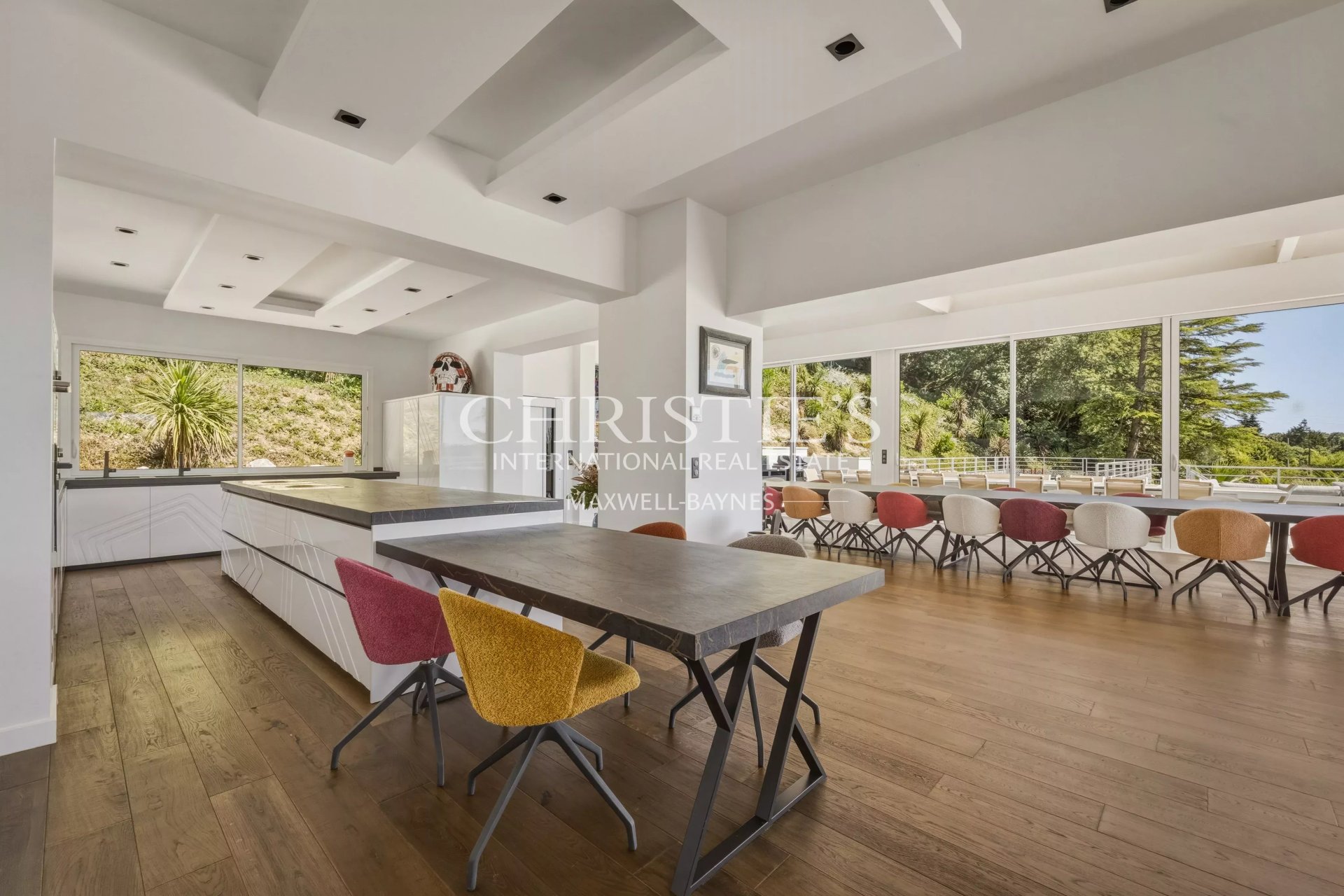 9 Bedroom Villa/Townhouse's Image 3