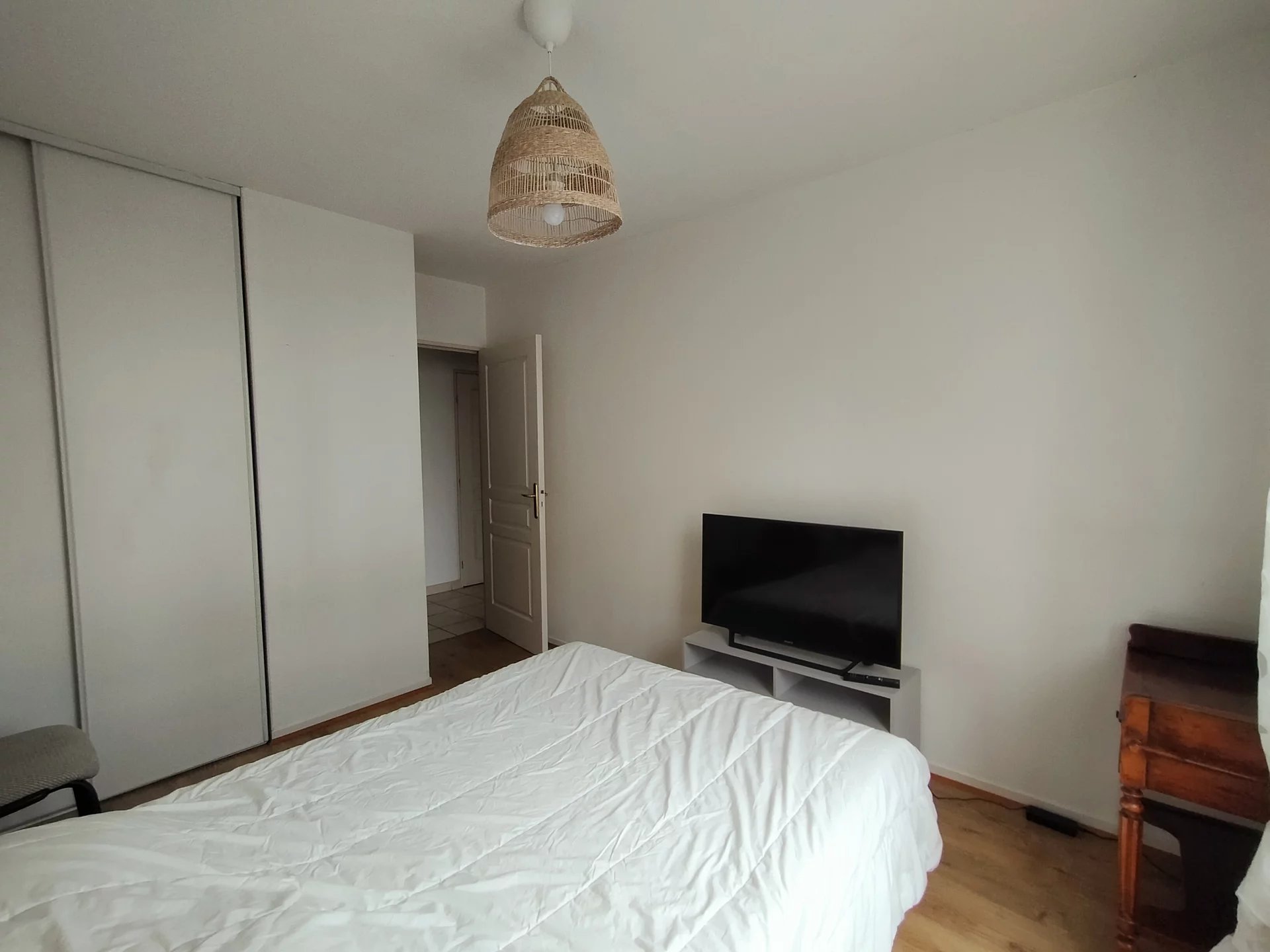 86417837 Location Lyon 7ème