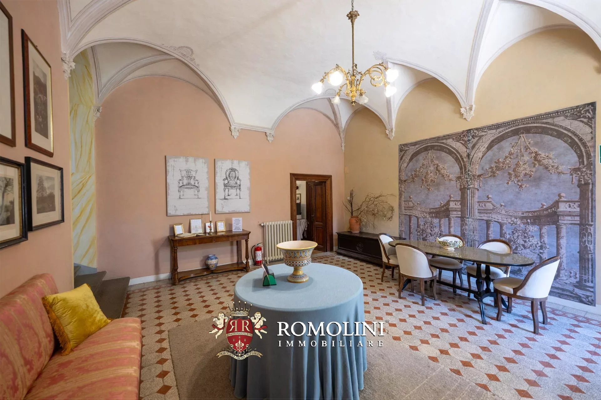 26 Bedroom Villa/Townhouse's Image 21