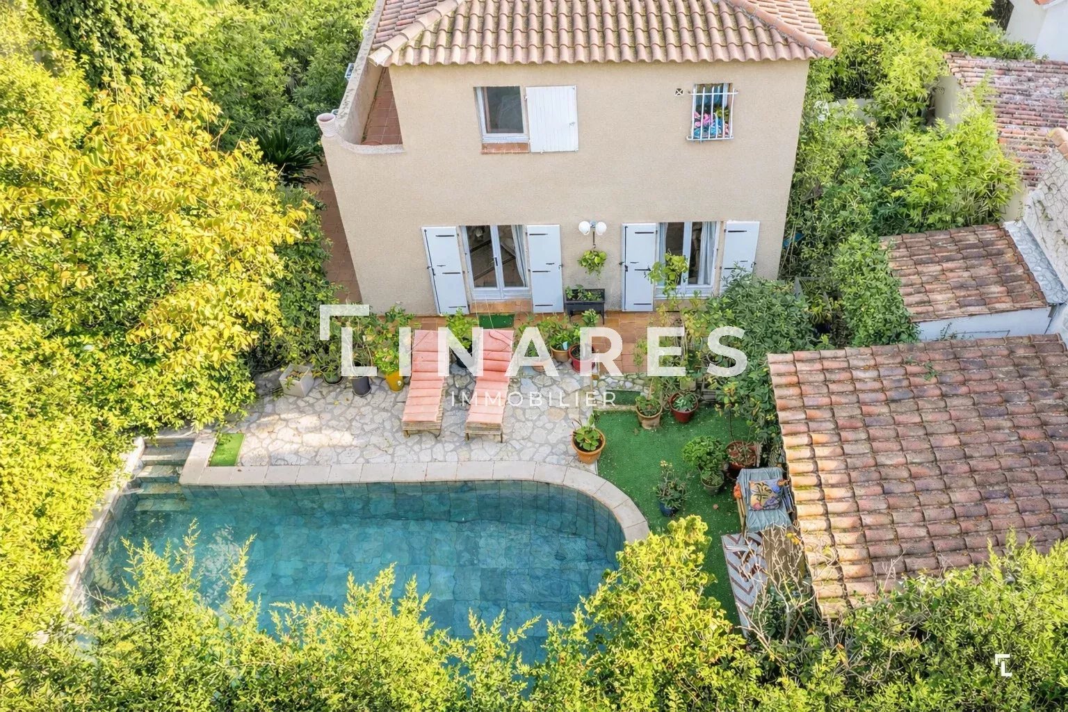 L'INTIME PROVENCALE - Maison T5/6 de 145m2 - Piscine - Parcelle de 500 m2 -  13008 Grotte Rolland