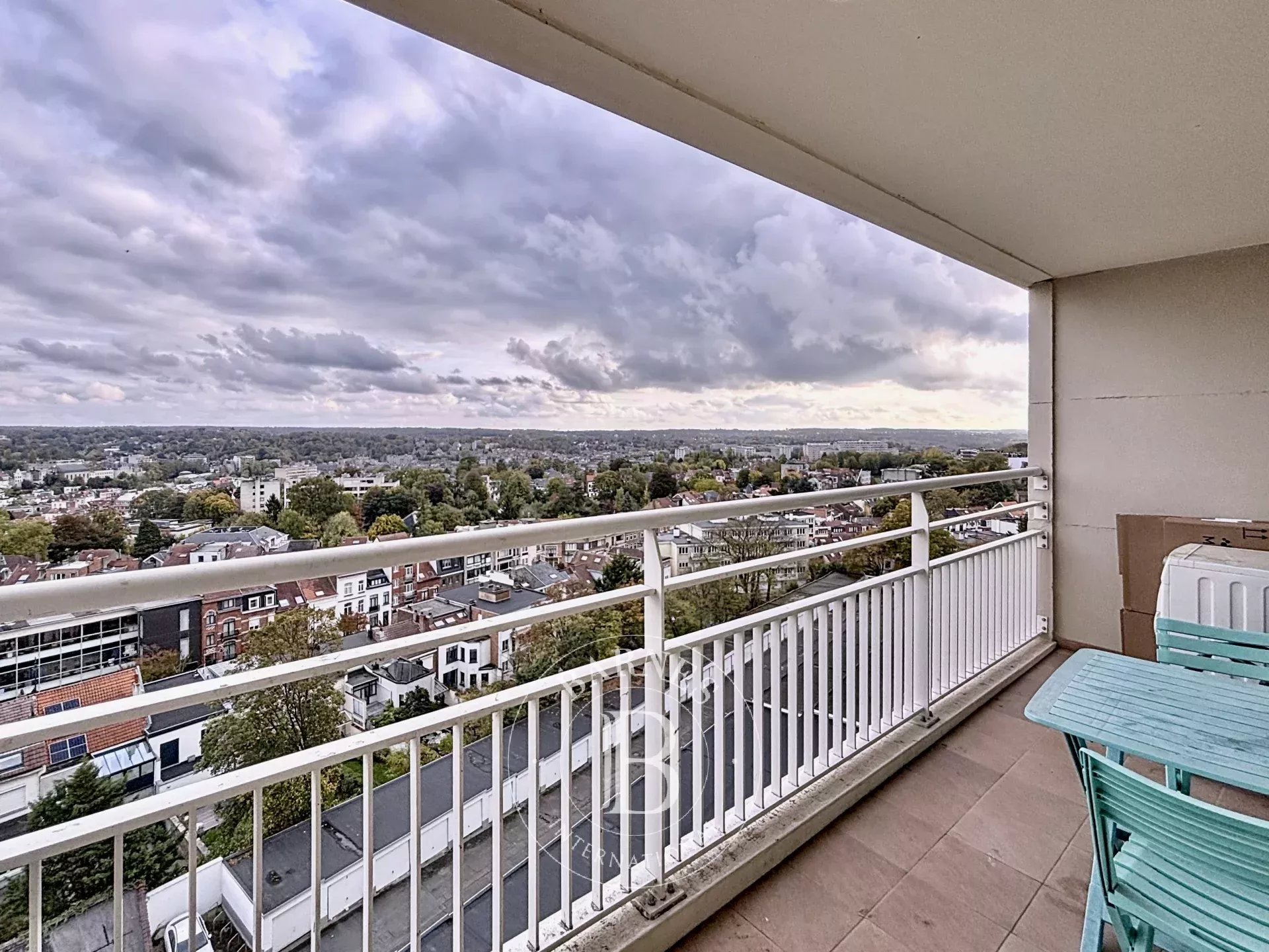 Appartement 2 chambres, terrasses, garage, vues panoramiques