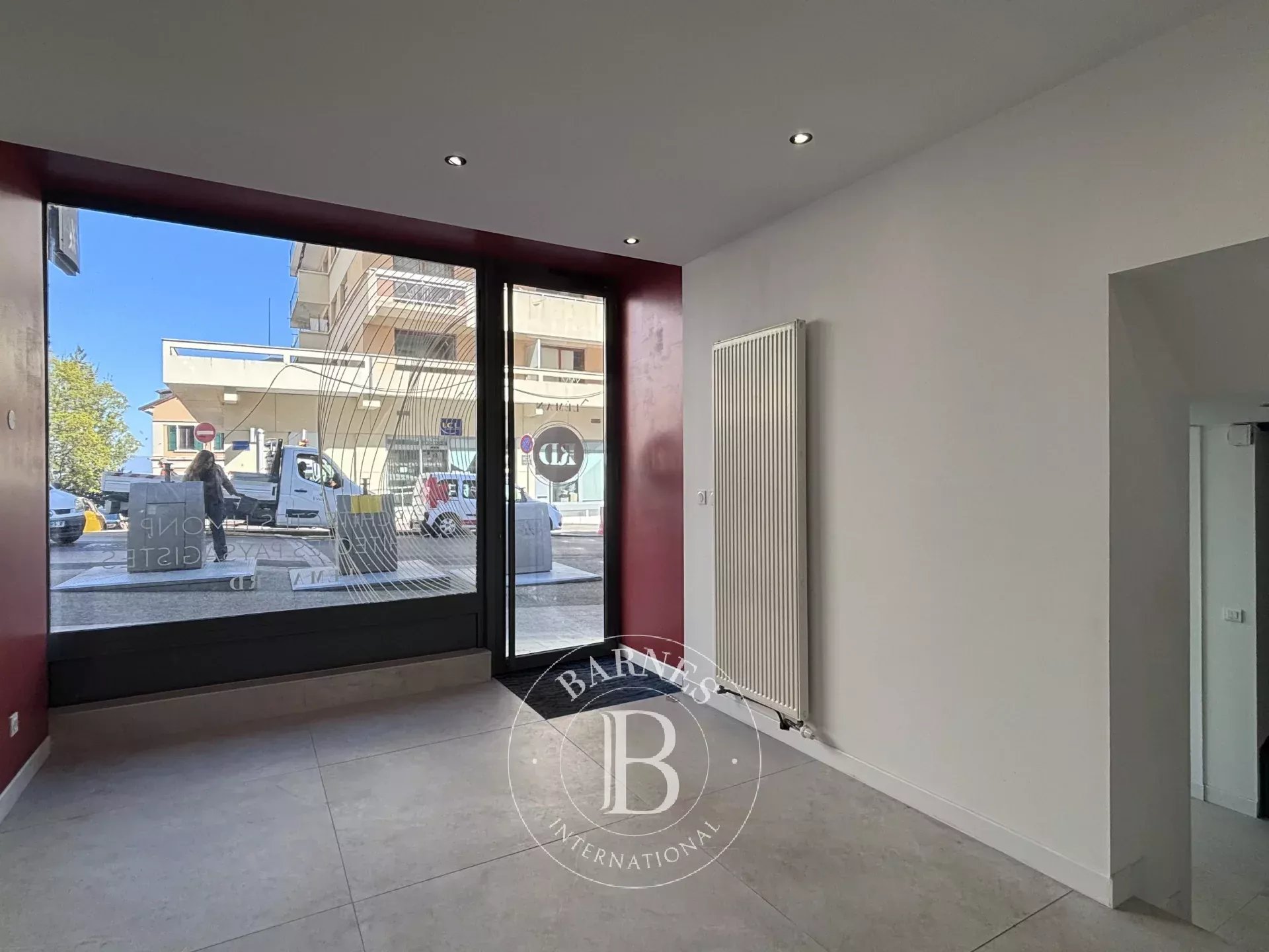 Local commercial Évian-les-Bains  -  ref 87056233 (picture 3)