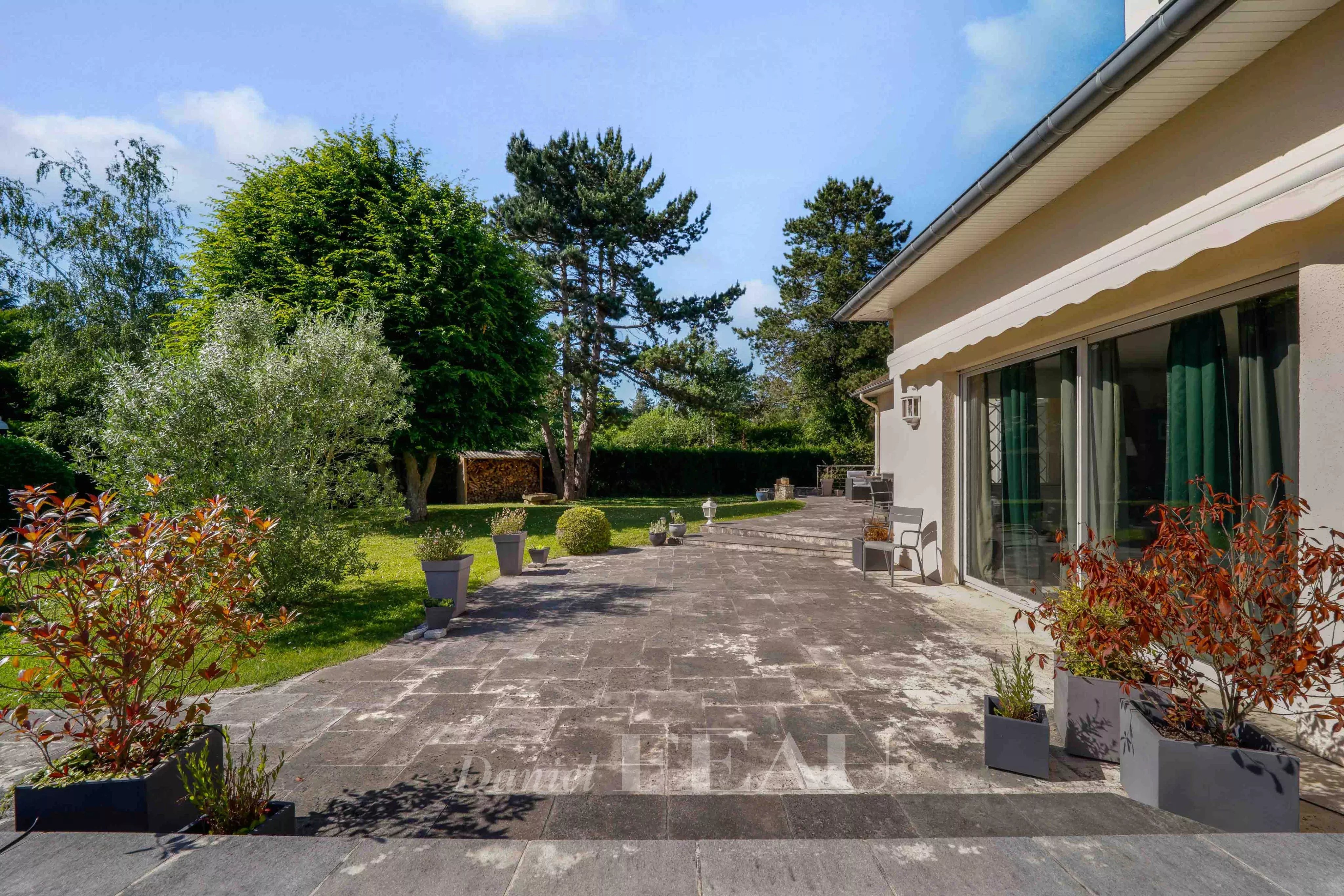 Sale House Crespières