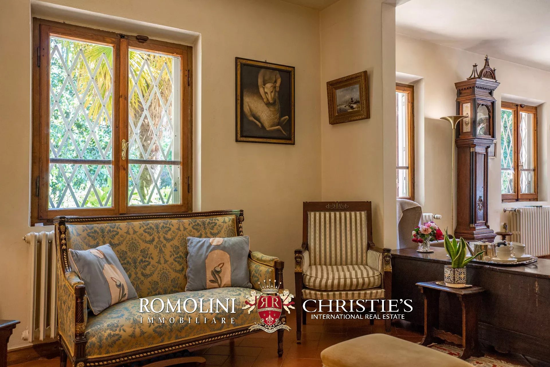 8 Bedroom Villa/Townhouse's Image 70