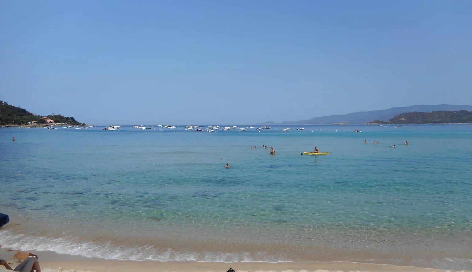 Exclusivité Unique sur le secteur Magnifique Propriété pieds dans l 'eau