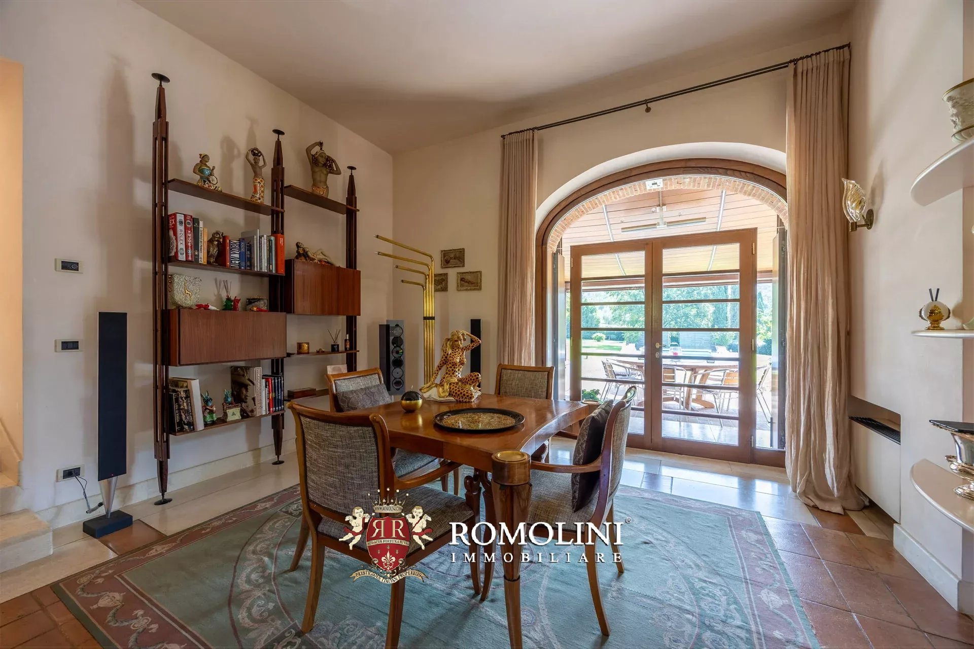 4 Bedroom Villa/Townhouse's Image 36