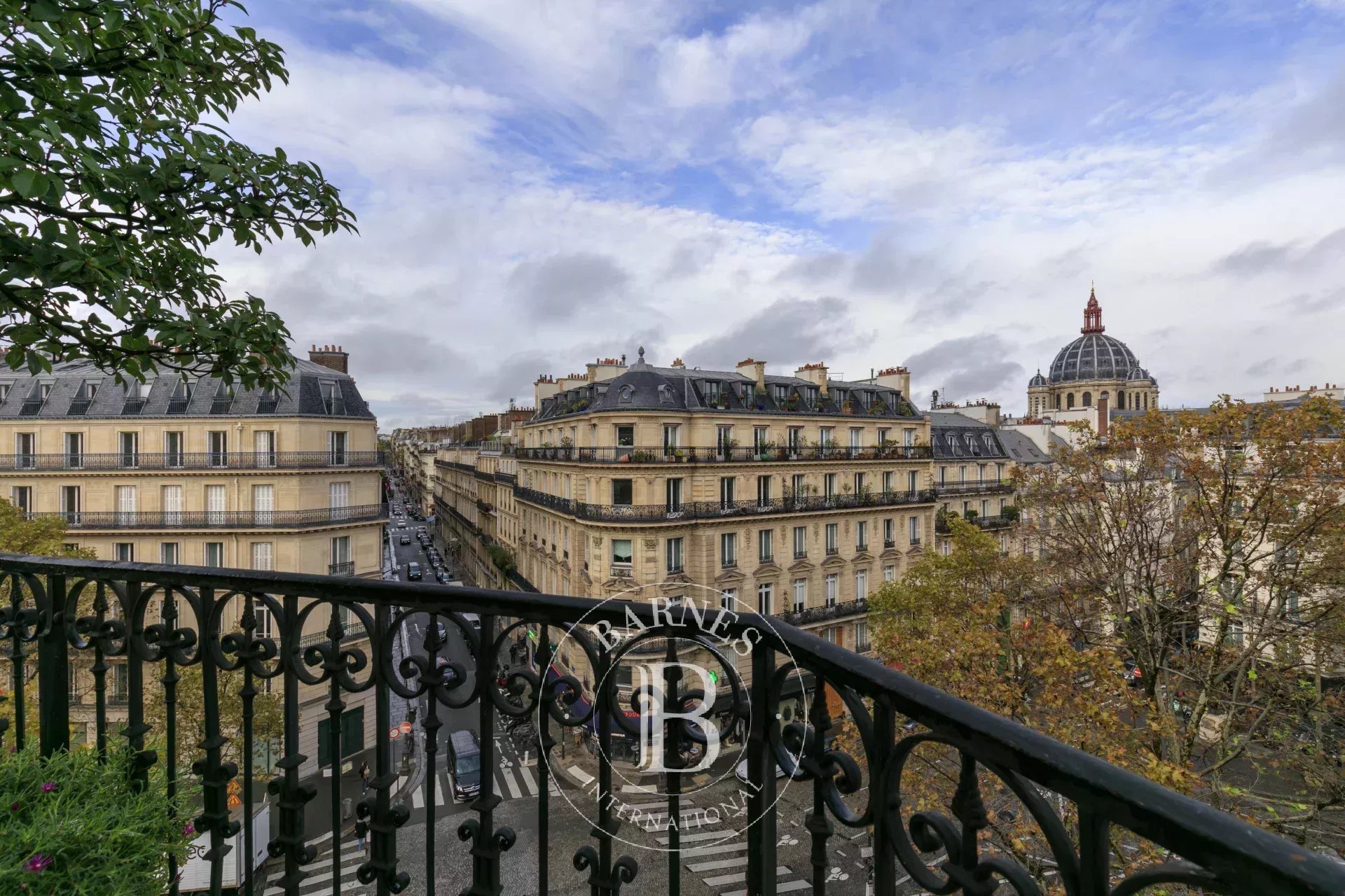 Daire Paris 8ème - picture 4