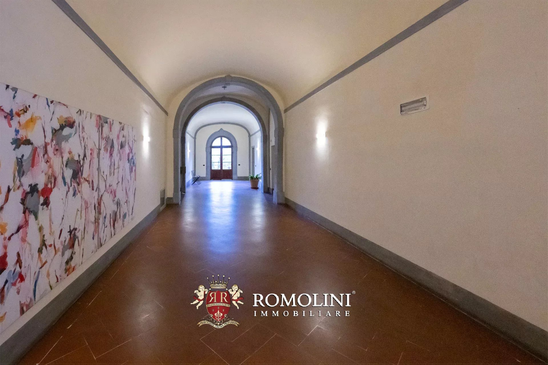 COZY 60-SQM PENTHOUSE FOR SALE IN THE HISTORICAL CENTER OF AREZZO