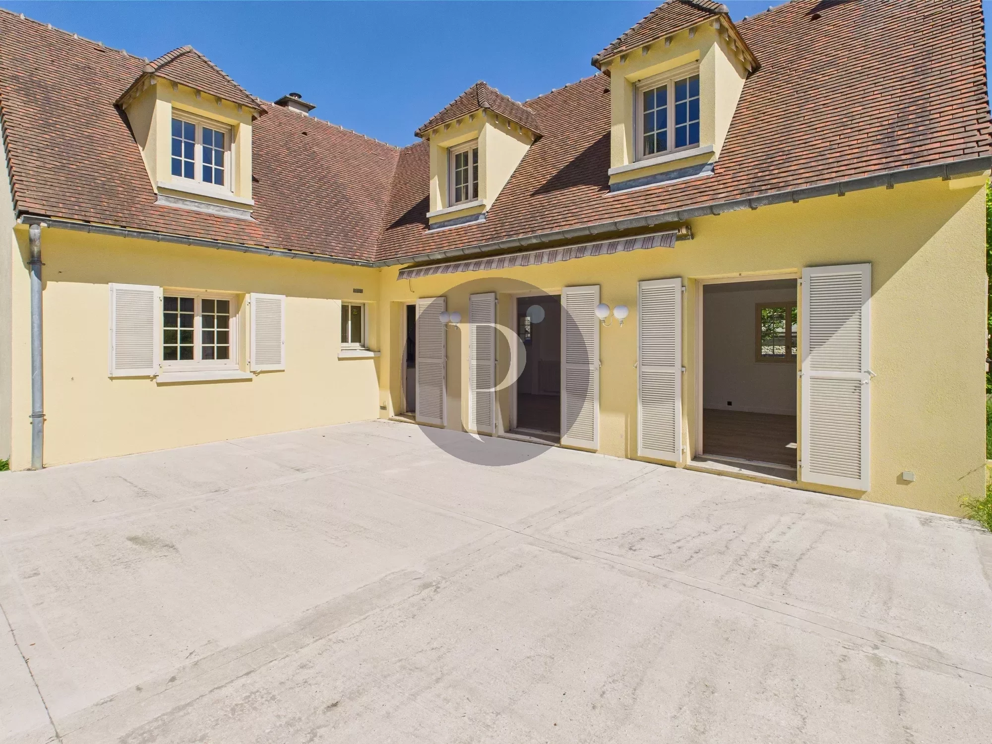 vente-maison-6-pieces-verrieres-le-buisson-85270510