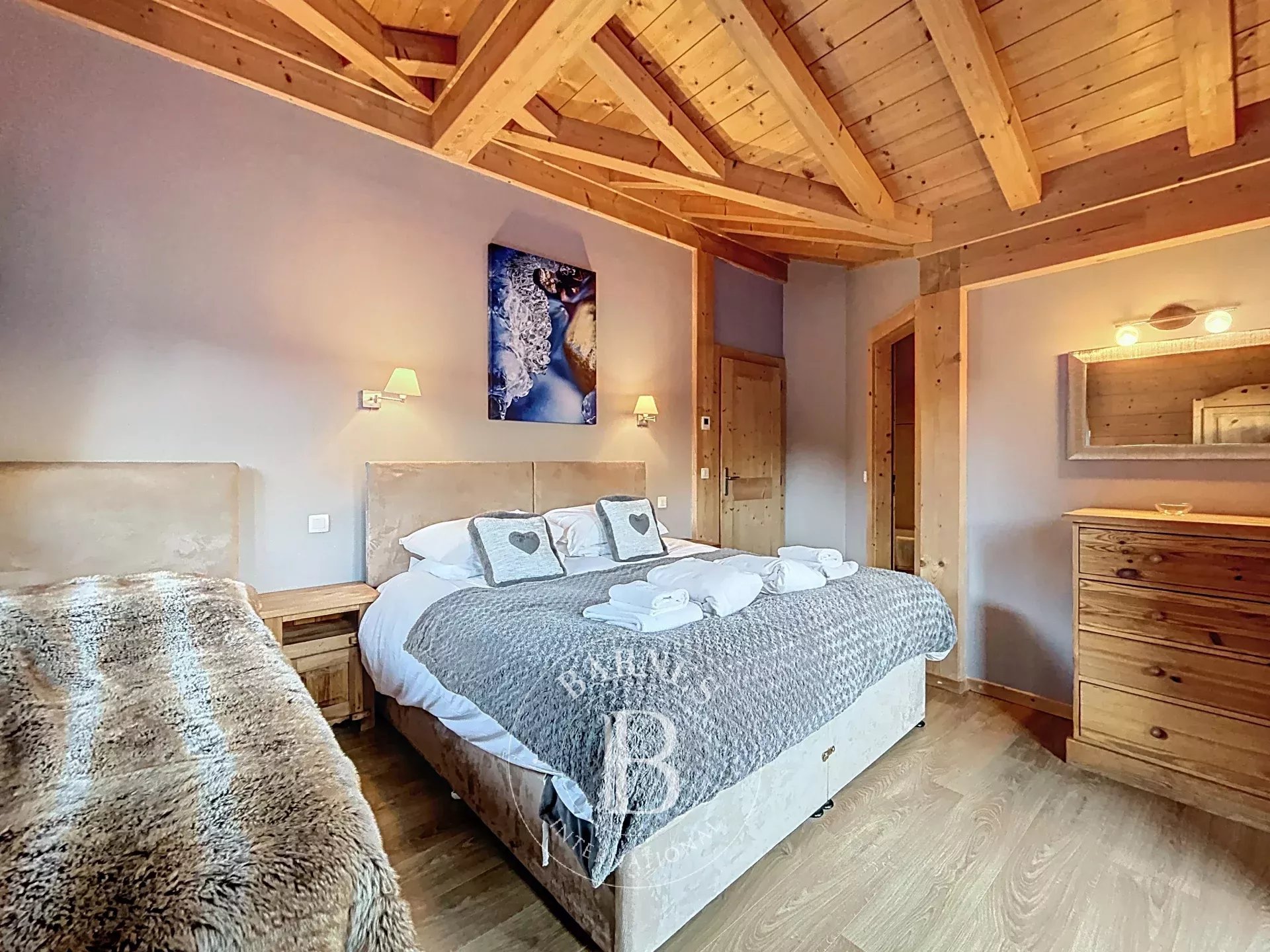 Photo of Morzine – Contemporary Chalet – 230 sqm – 7 Bedrooms – Mountain Views