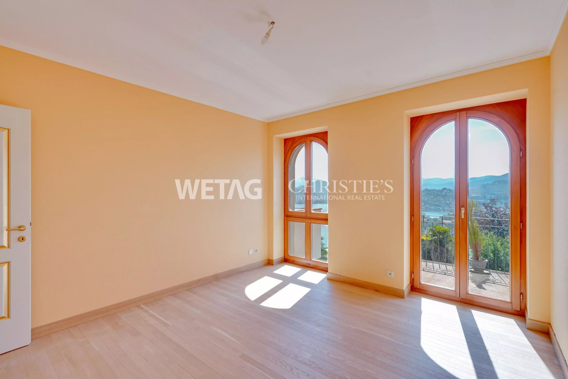 2 Bedroom Apartment/Flat's Image 4